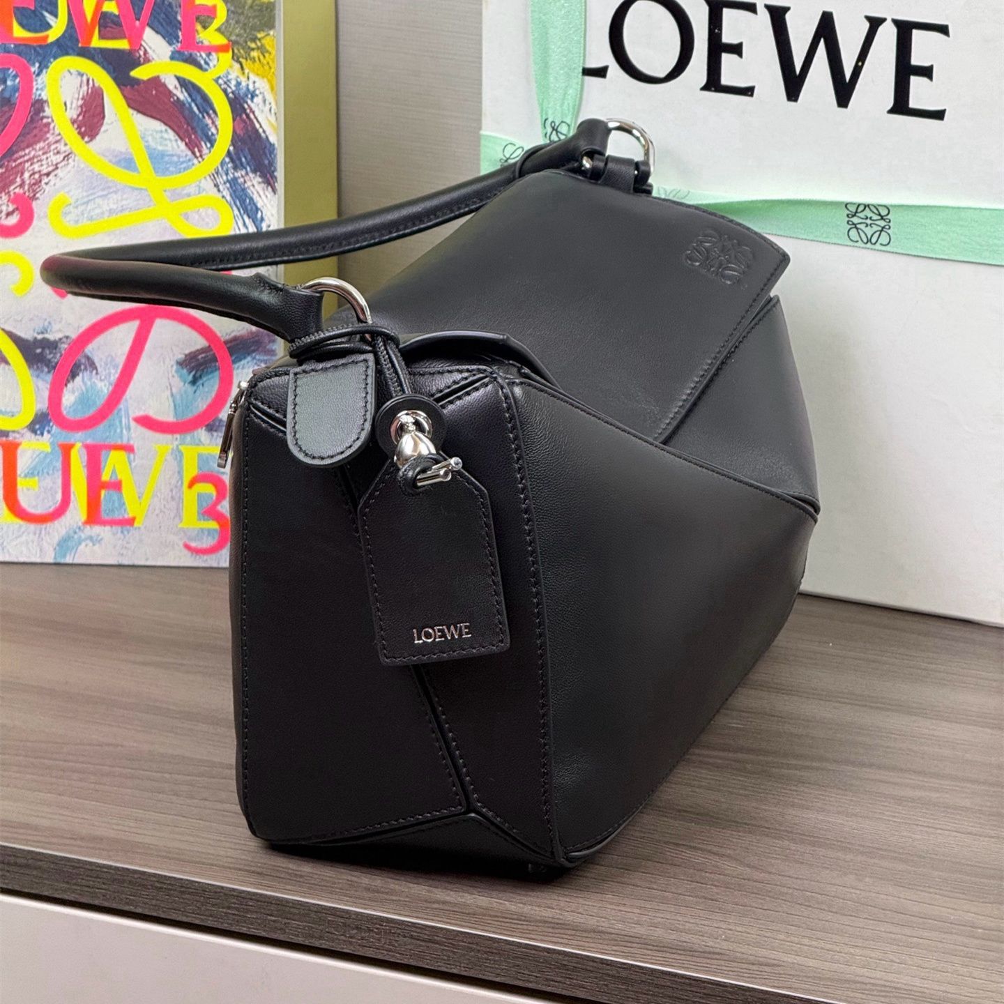 高仿Loewe*Puzzle系列1100單肩包小羊皮黑色中號免檢版