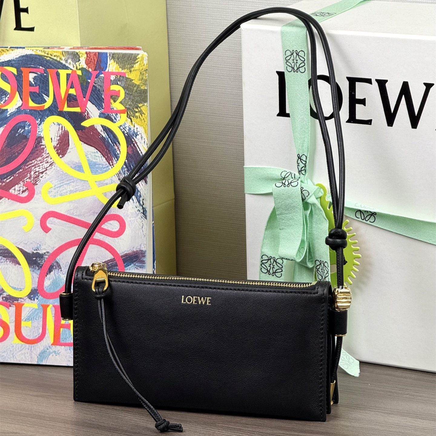 高仿Loewe*Joya系列1100單肩包牛皮黑色純原版本