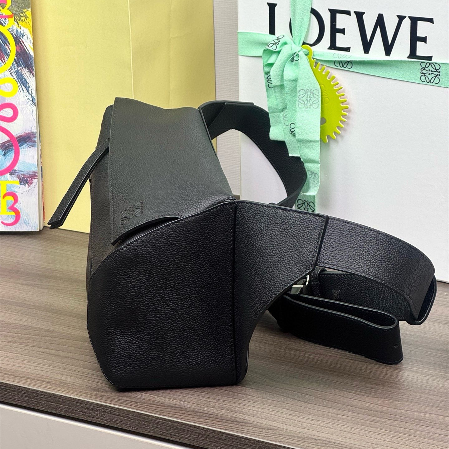 高仿Loewe*Puzzle系列1100腰包牛皮黑色小號純原版本