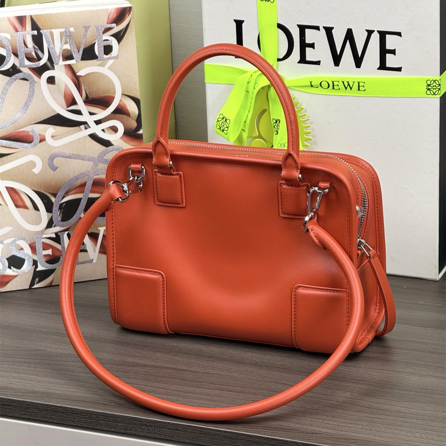 高仿Loewe*Amazona180系列5557手提包牛皮日出橙小號純原版本