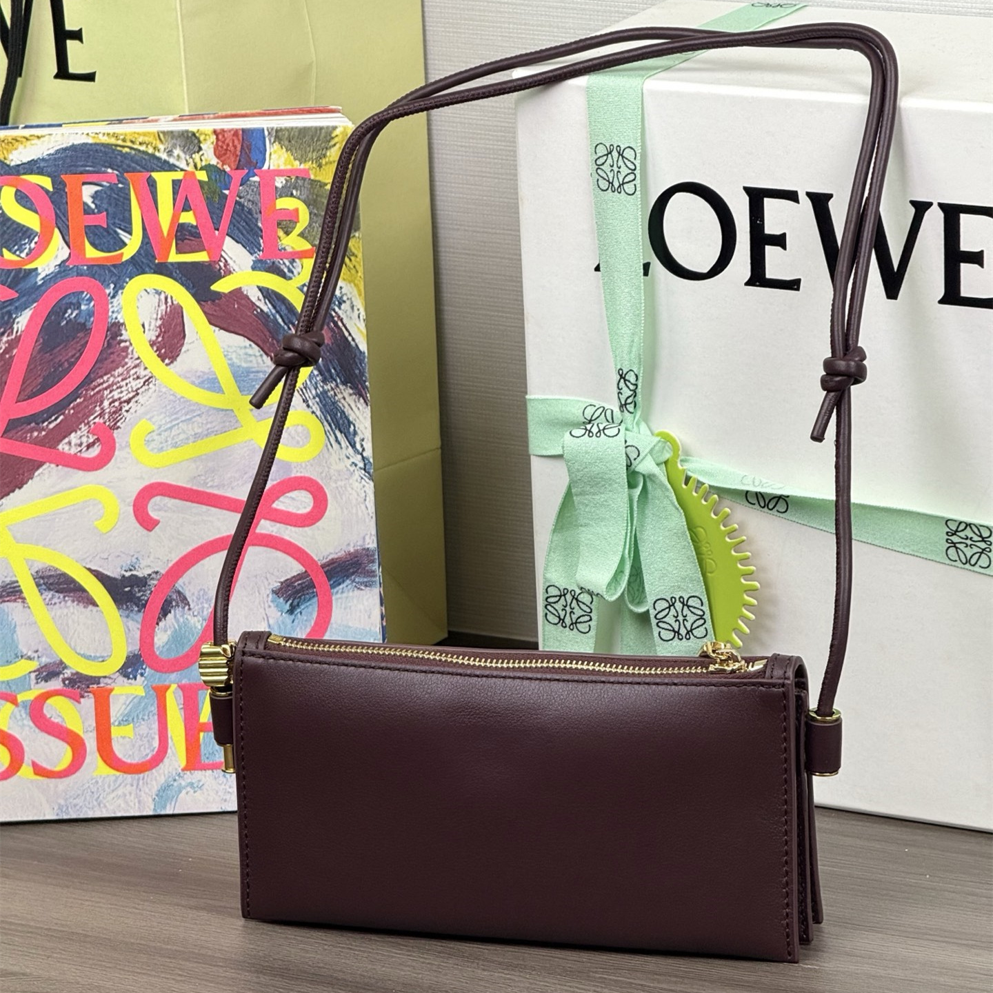 高仿Loewe*Joya系列7240單肩包牛皮勃艮第紅純原版本