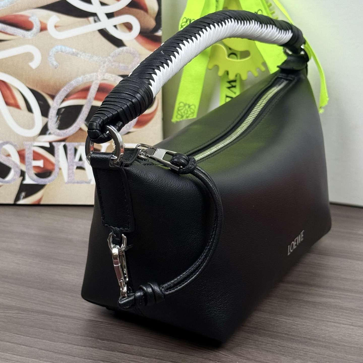 高仿Loewe*Cala系列9003手提單肩包羊皮黑色純原版本