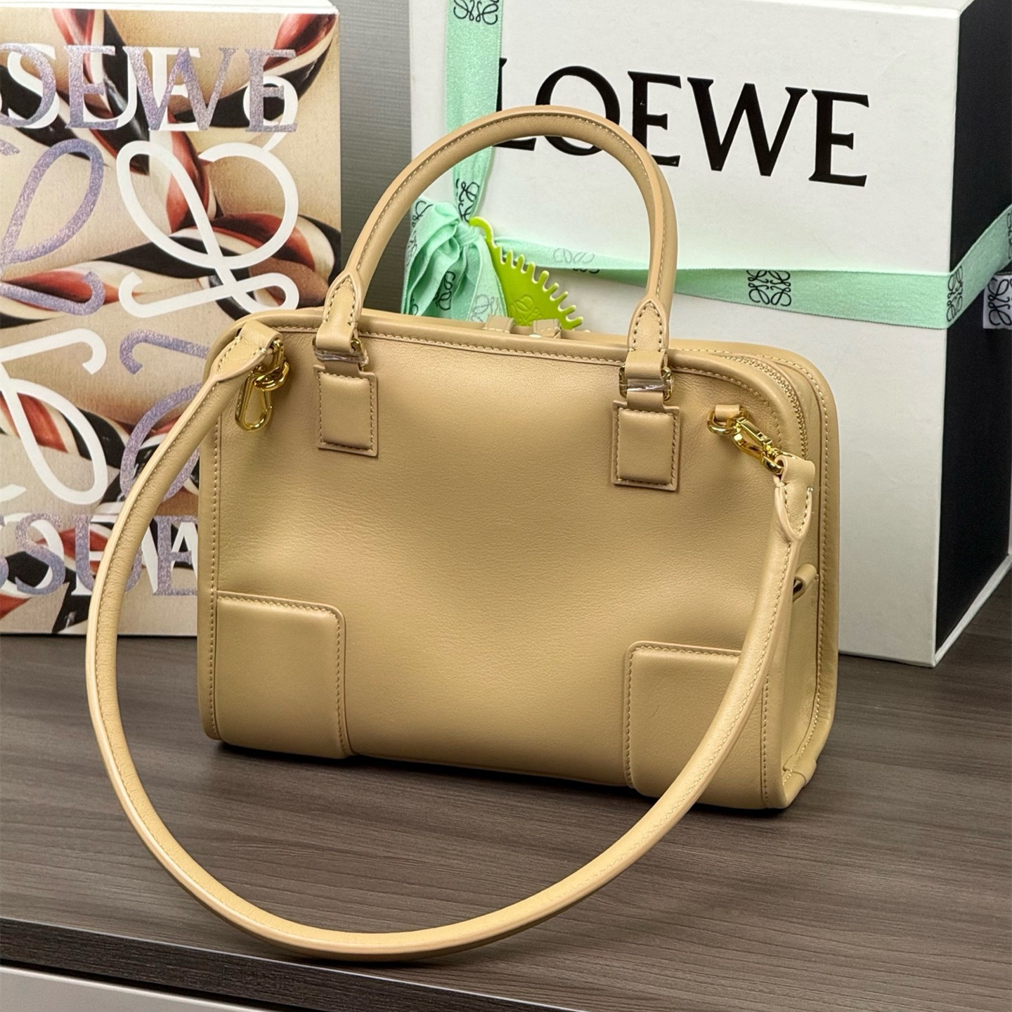 高仿Loewe*Amazona180系列0530手提包牛皮米色小號純原版本
