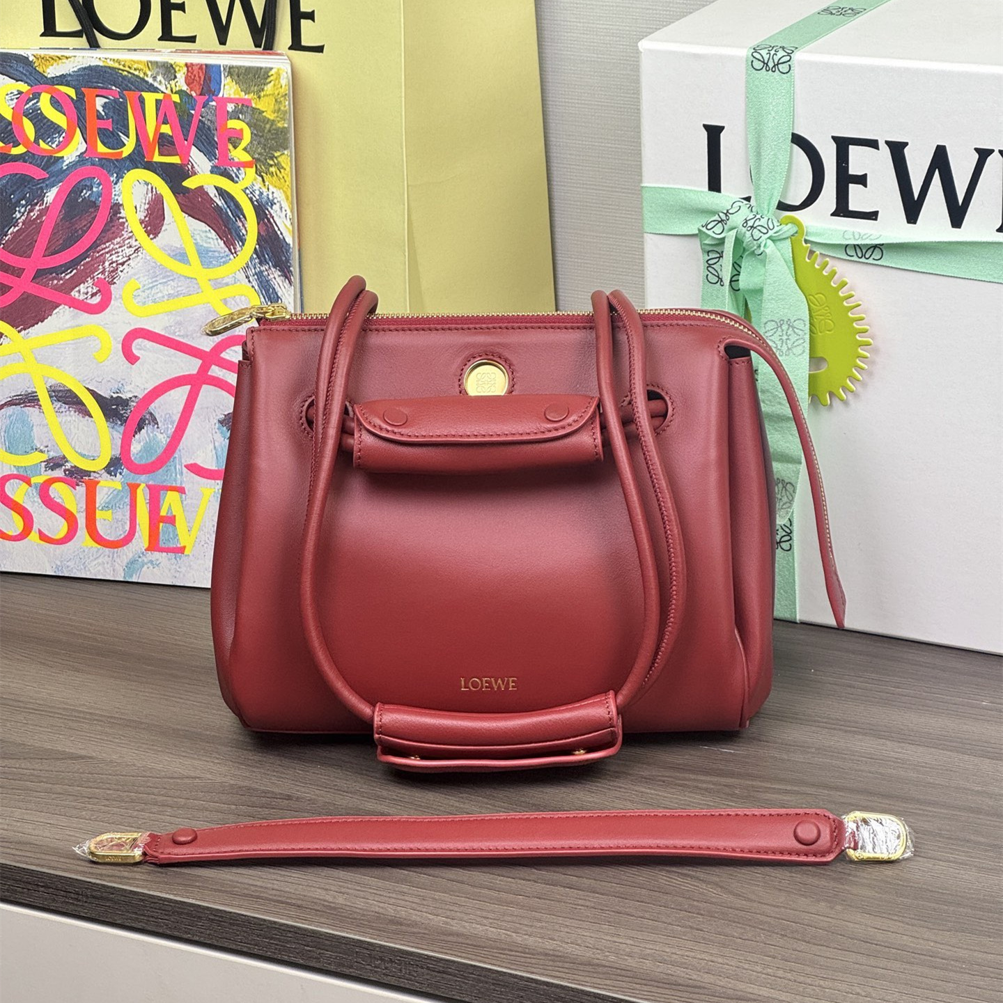高仿Loewe*Medium系列7885單肩包牛皮紅色小號純原版本