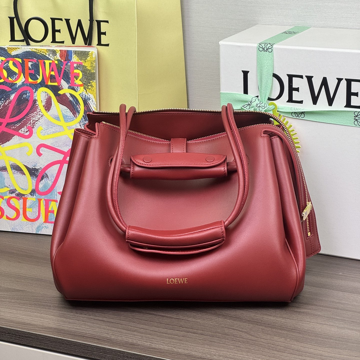 高仿Loewe*Medium系列7885單肩包牛皮紅色中號純原版本