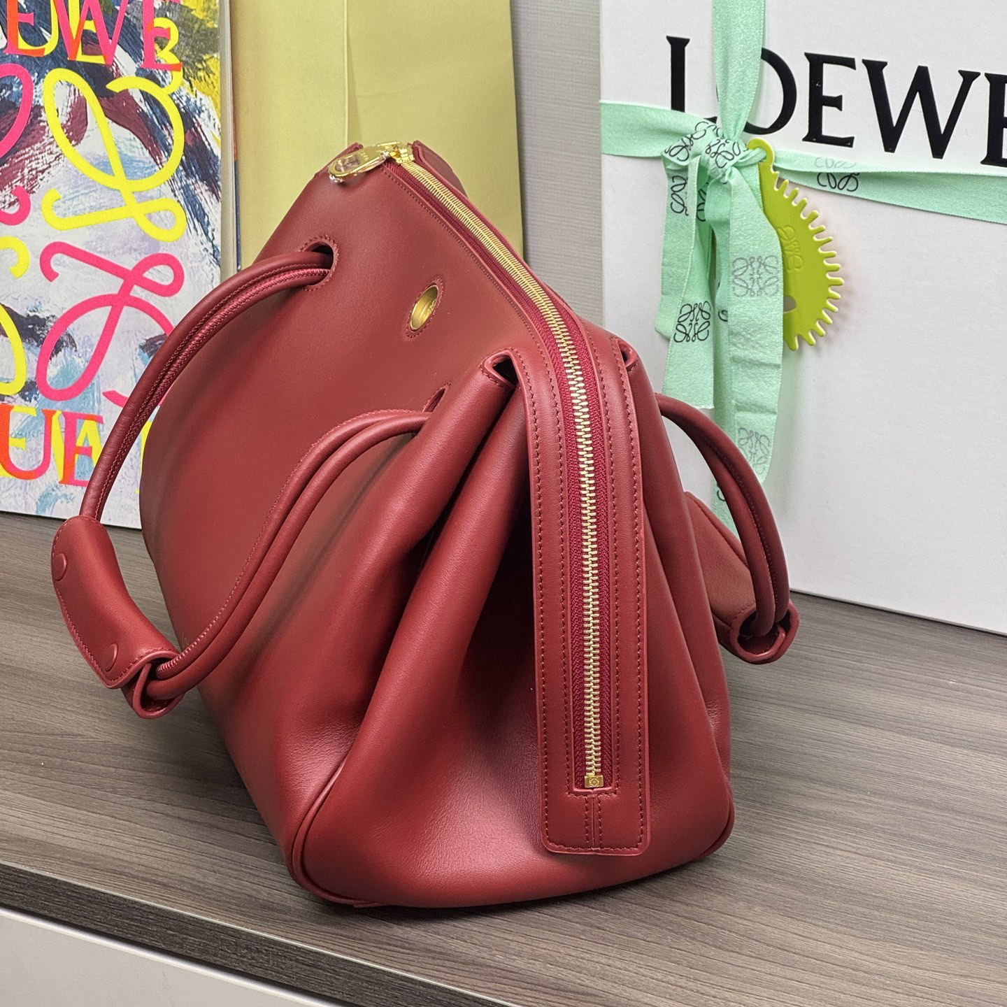 高仿Loewe*Medium系列7885單肩包牛皮紅色中號純原版本