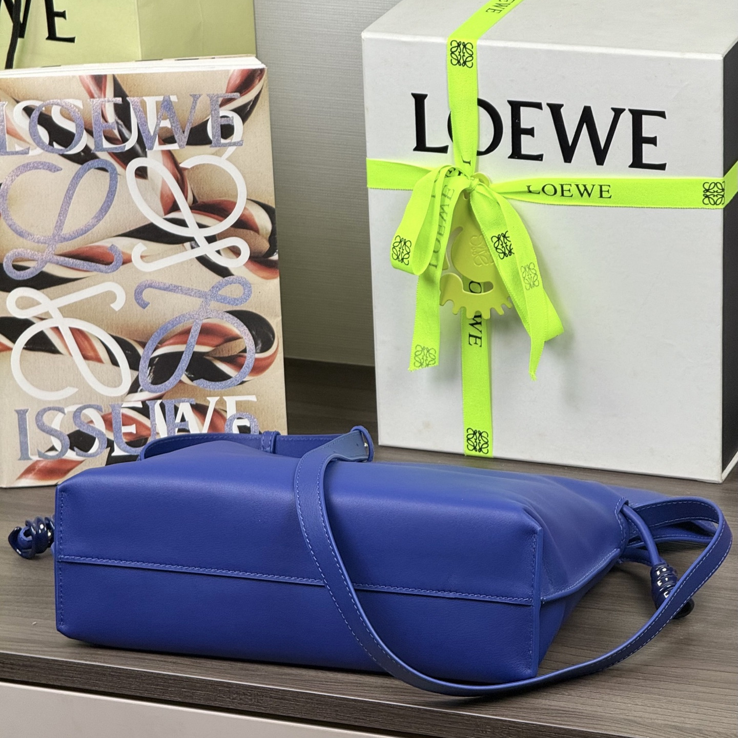 高仿Loewe*Flamenco系列5987購物袋星空藍中號免檢版