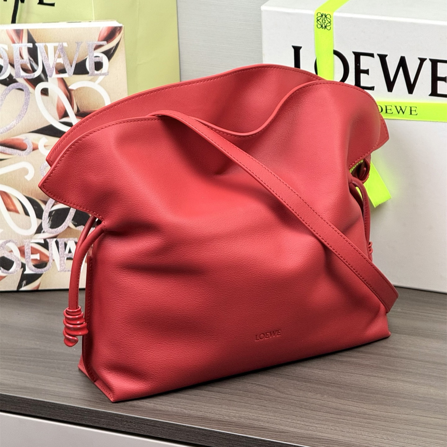 高仿Loewe*Flamenco系列7120購物袋緋紅色中號純原版本