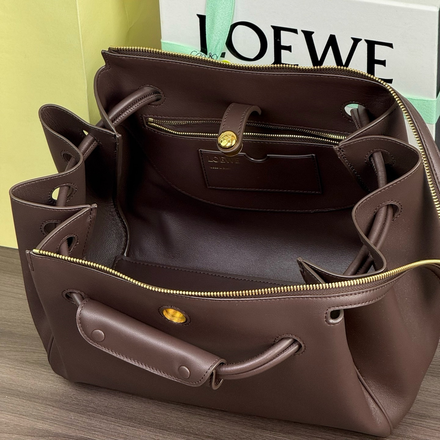 高仿Loewe*Medium系列0018單肩包牛皮棕色中號純原版本