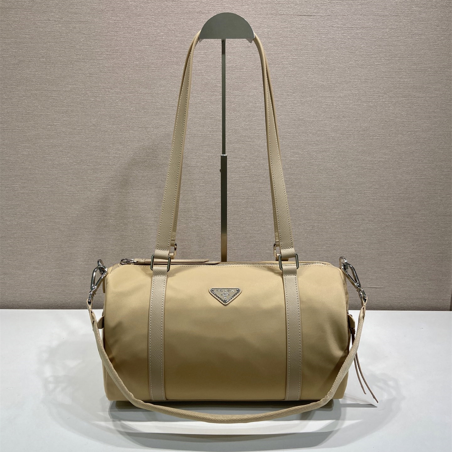 高仿Prada*Re-Nylon系列1BB154尼龍旅行袋駝色大號純原版本