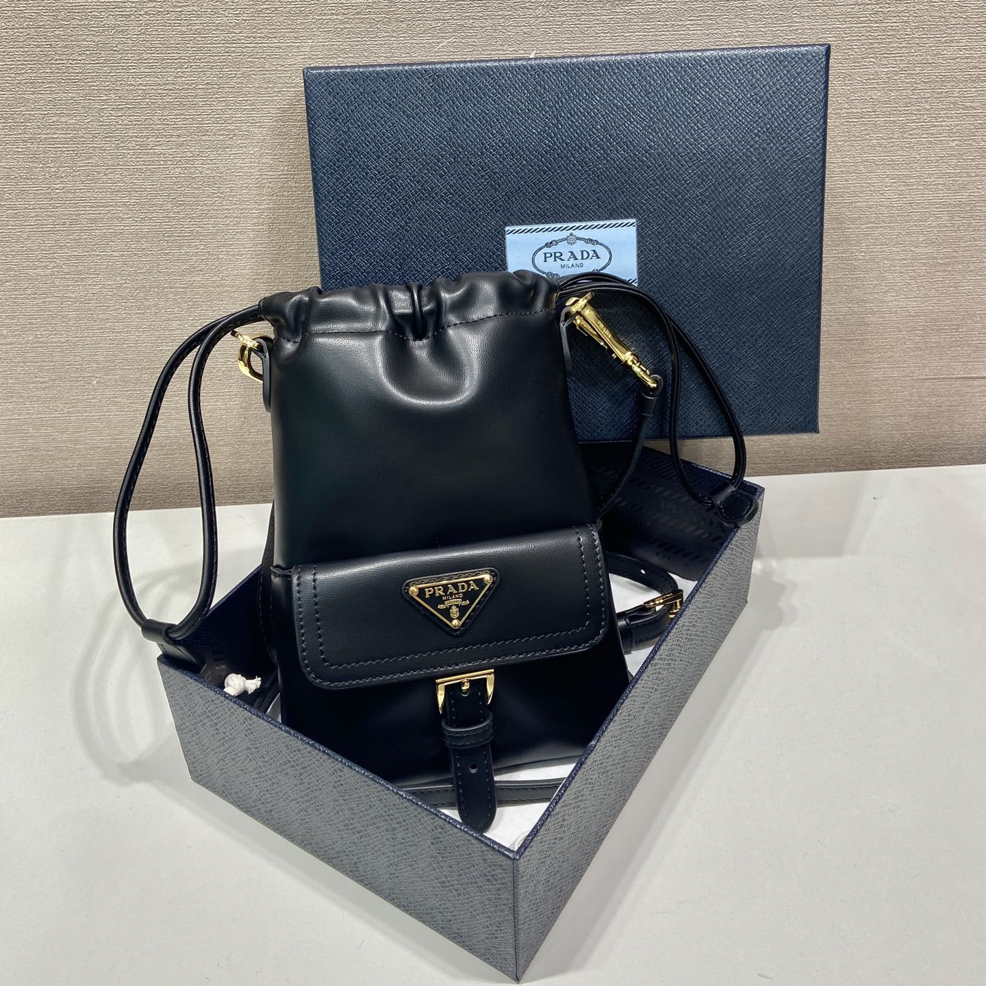 高仿Prada*Nappa系列1MS017羊皮斜挎包黑色純原版本