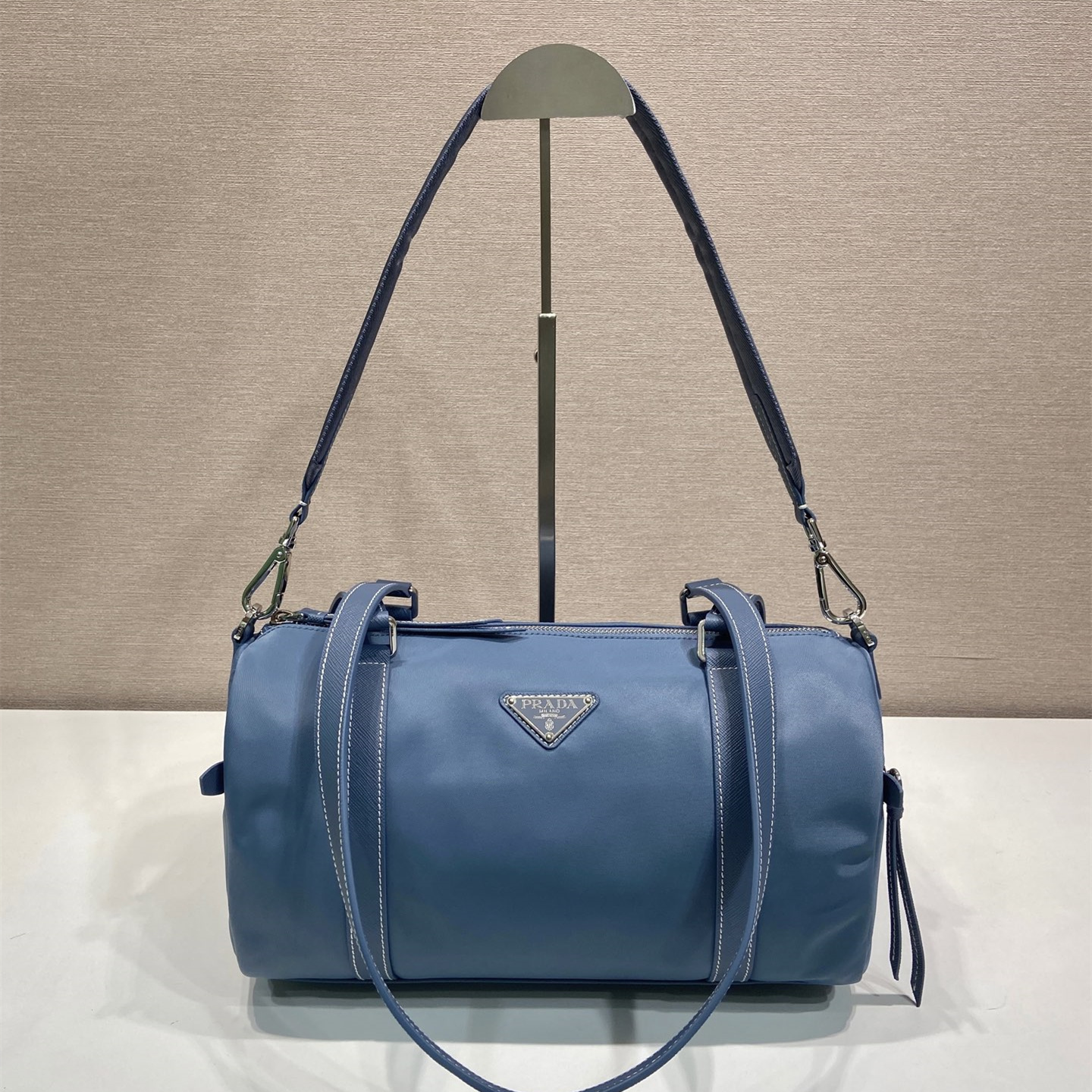 高仿Prada*Re-Nylon系列1BB154尼龍旅行袋航空藍大號純原版本