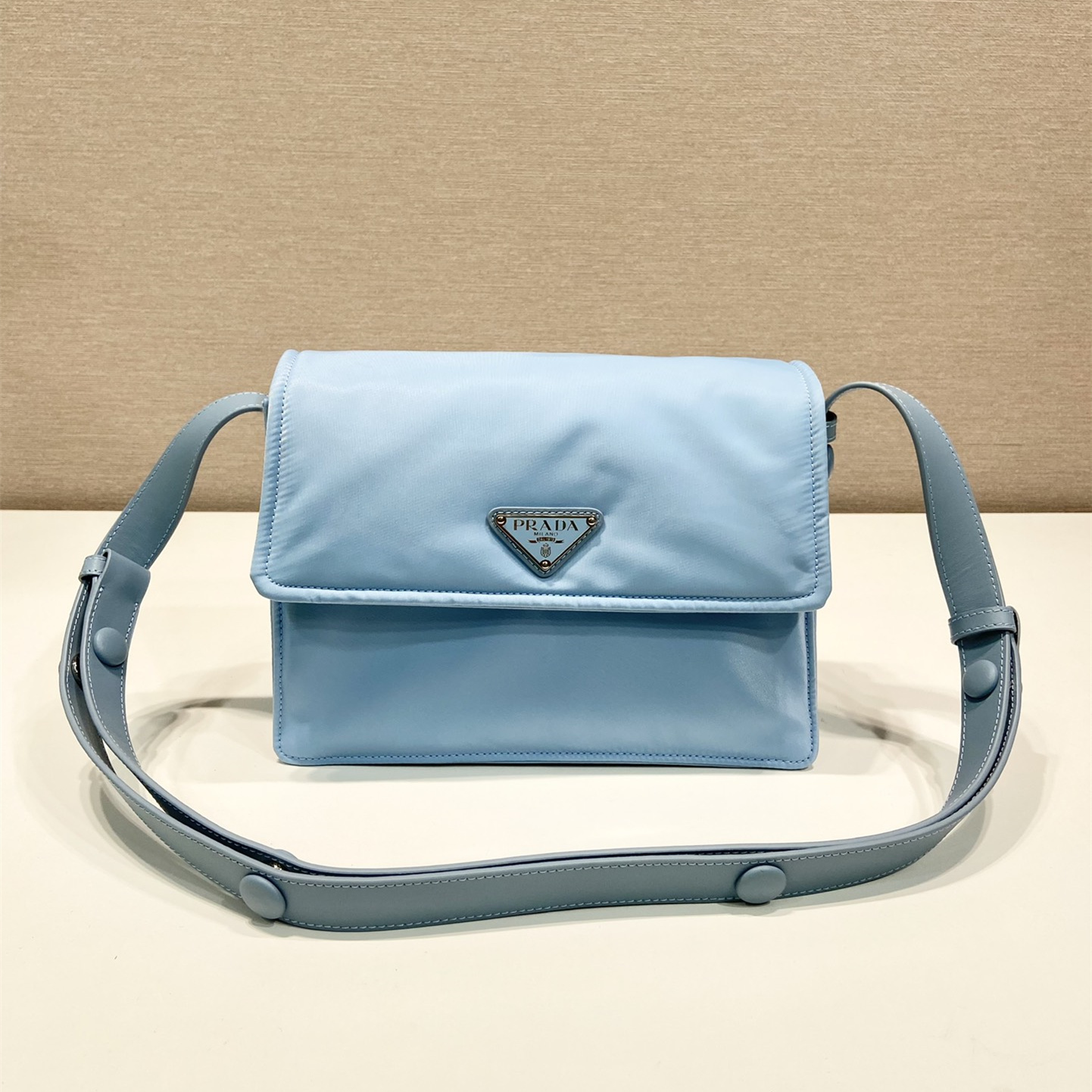 高仿Prada*Re-Nylon系列1BD313尼龍男士郵差包藍色小號純原版本