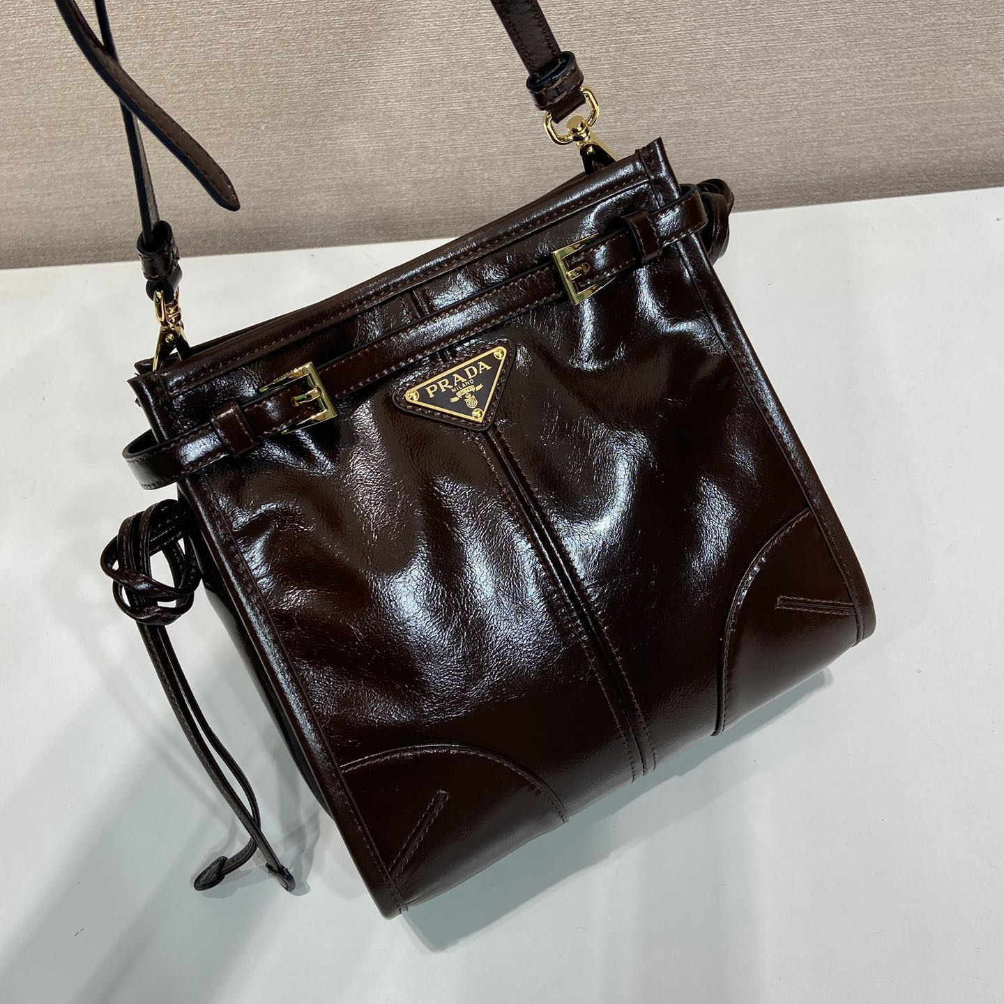 高仿Prada*Bonnie系列1BH229牛皮單肩包紅棕色mini純原版本