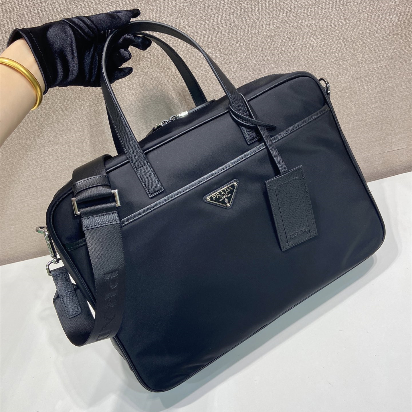 高仿Prada*Re-Nylon系列2VE029尼龍男士公文包黑色純原版本