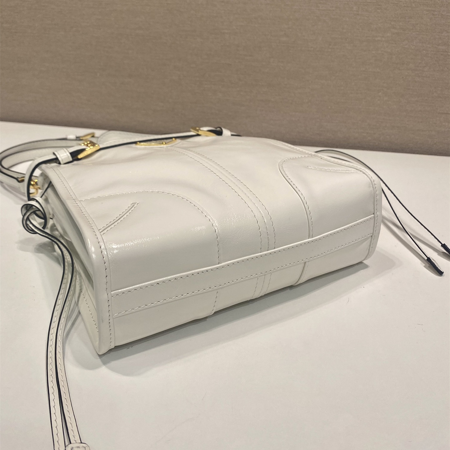 高仿Prada*Bonnie系列1BH229牛皮單肩包白色mini純原版本