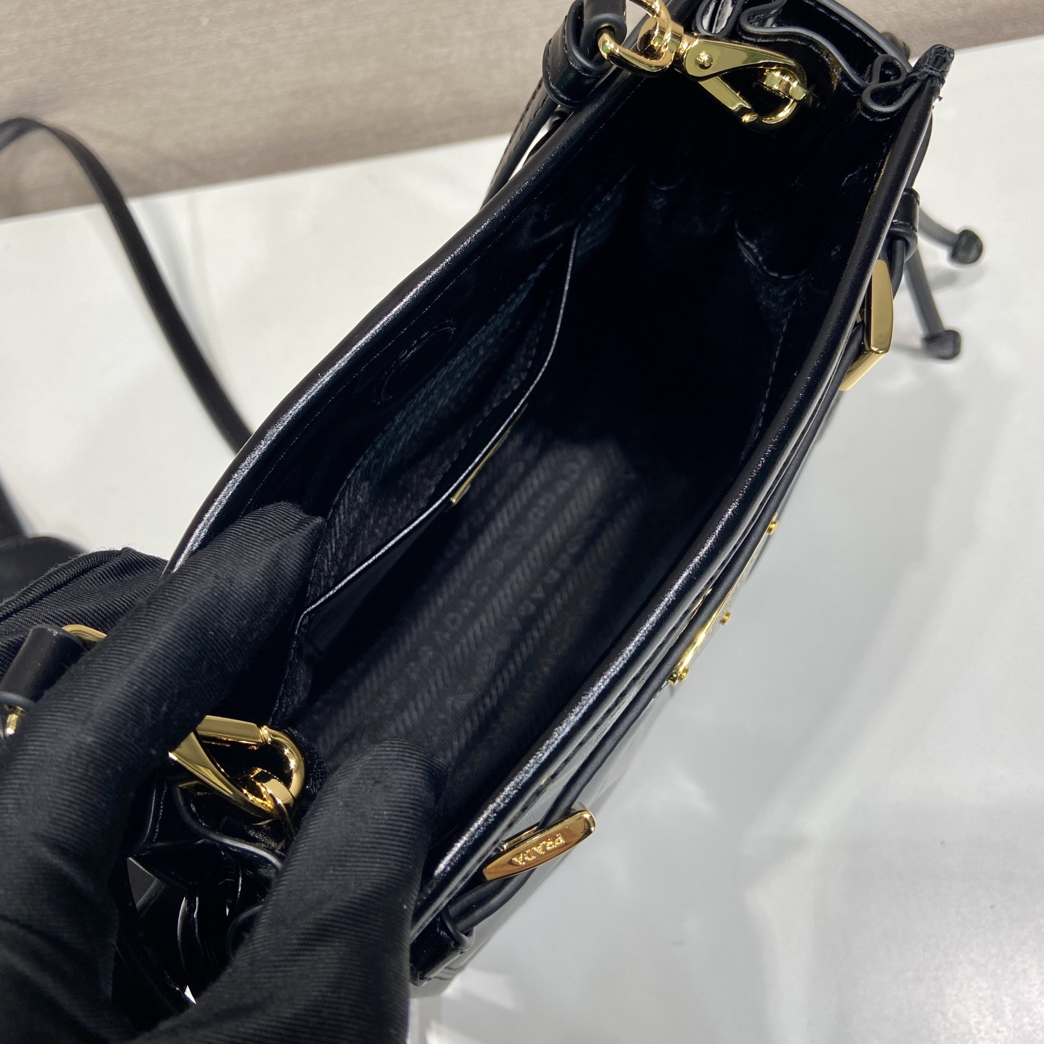 高仿Prada*Bonnie系列1BH229牛皮單肩包黑色mini純原版本