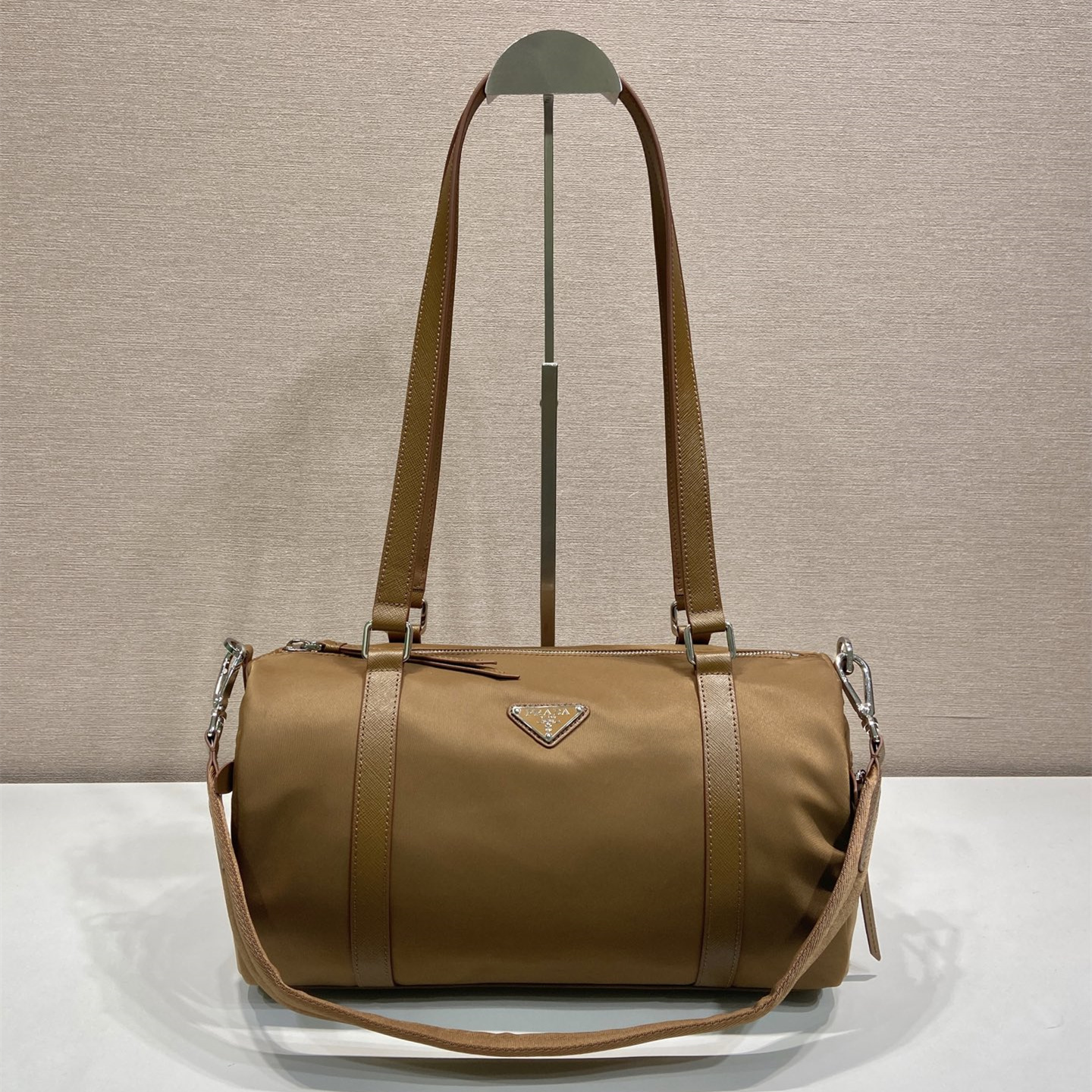 高仿Prada*Re-Nylon系列1BB154尼龍旅行袋白蘭地大號純原版本