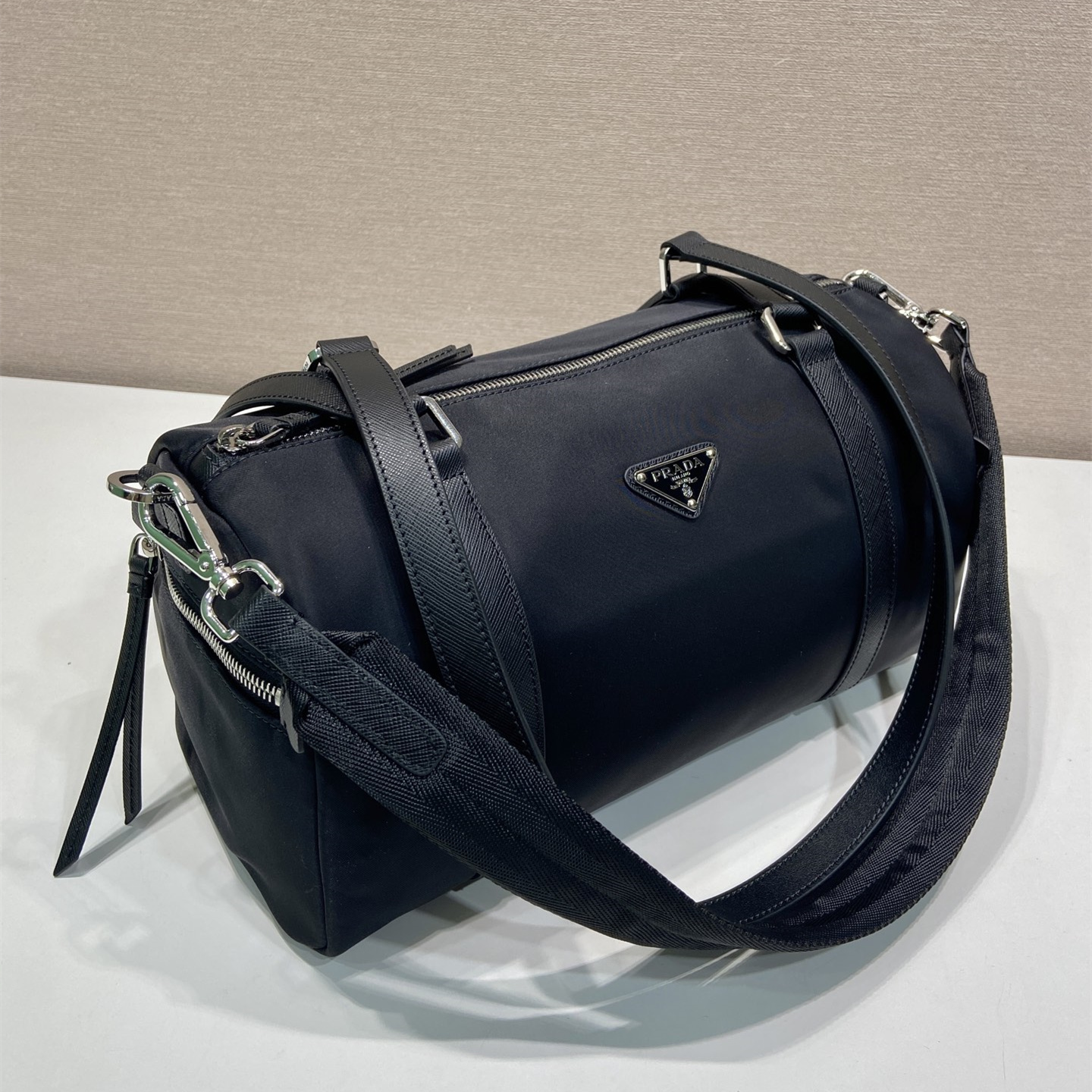 高仿Prada*Re-Nylon系列1BB154尼龍旅行袋黑色大號純原版本
