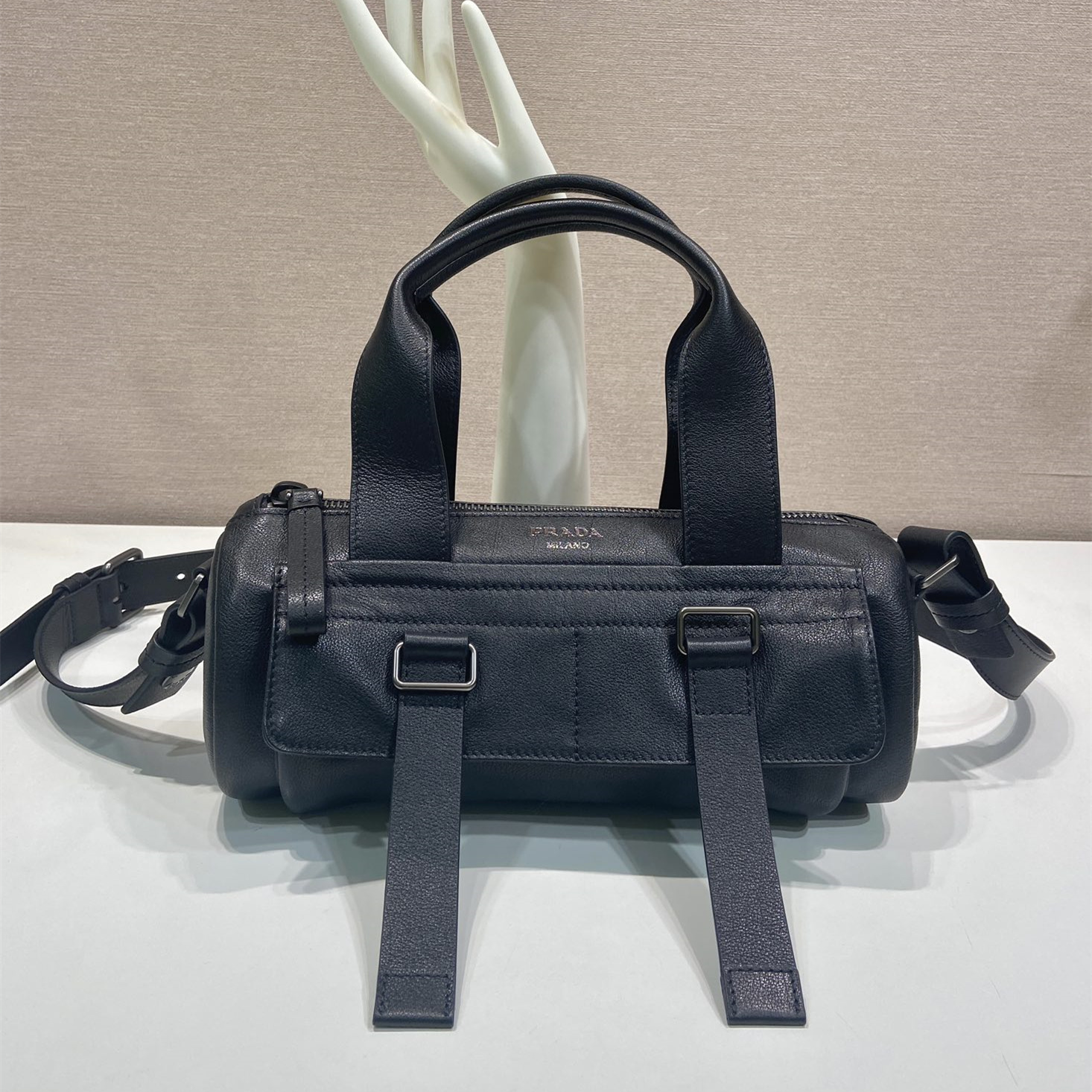 高仿Prada*Route系列1BB161牛皮手提單肩包黑色中號純原版本