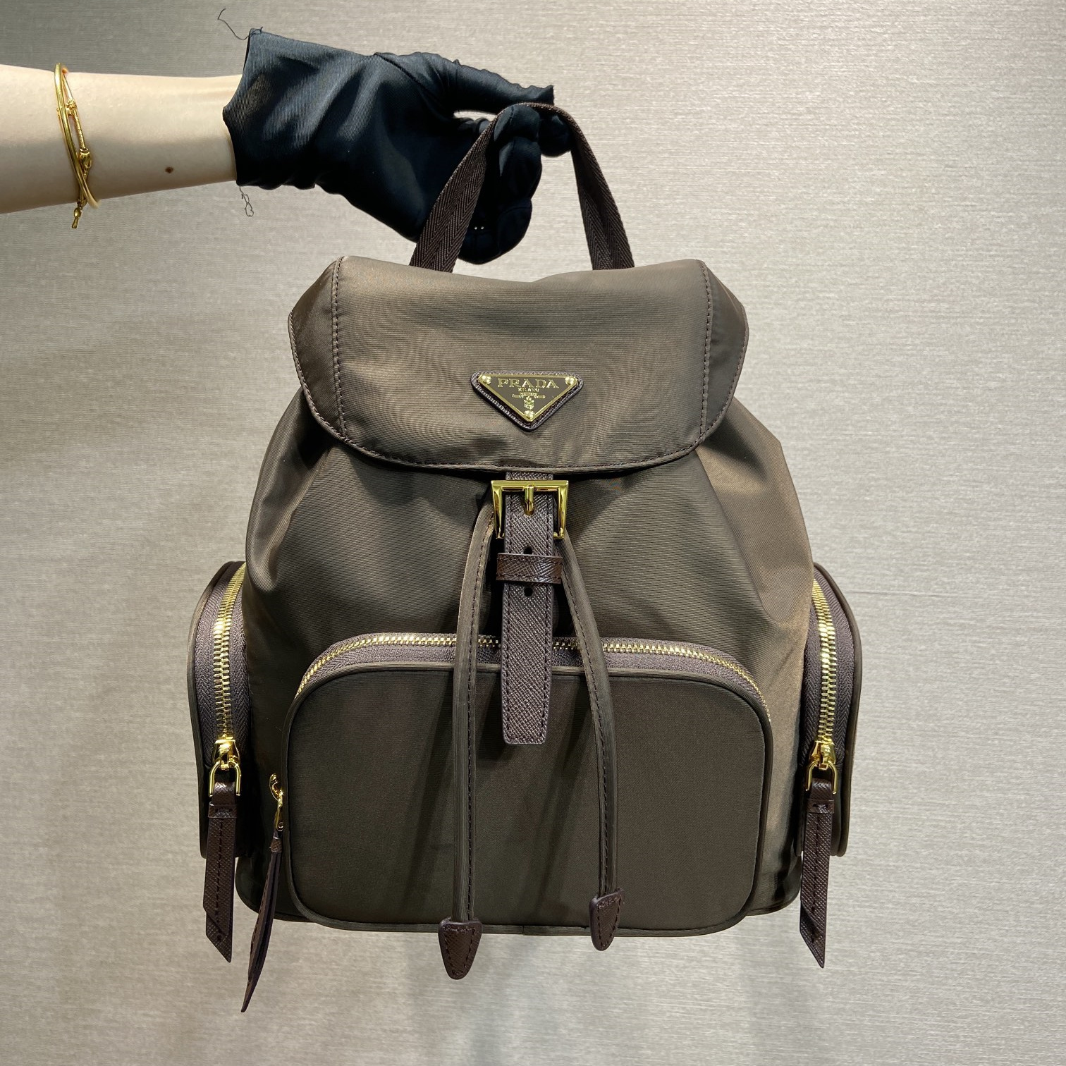 高仿Prada*Re-Nylon系列1BZ081尼龍雙肩包暖棕色小號純原版本