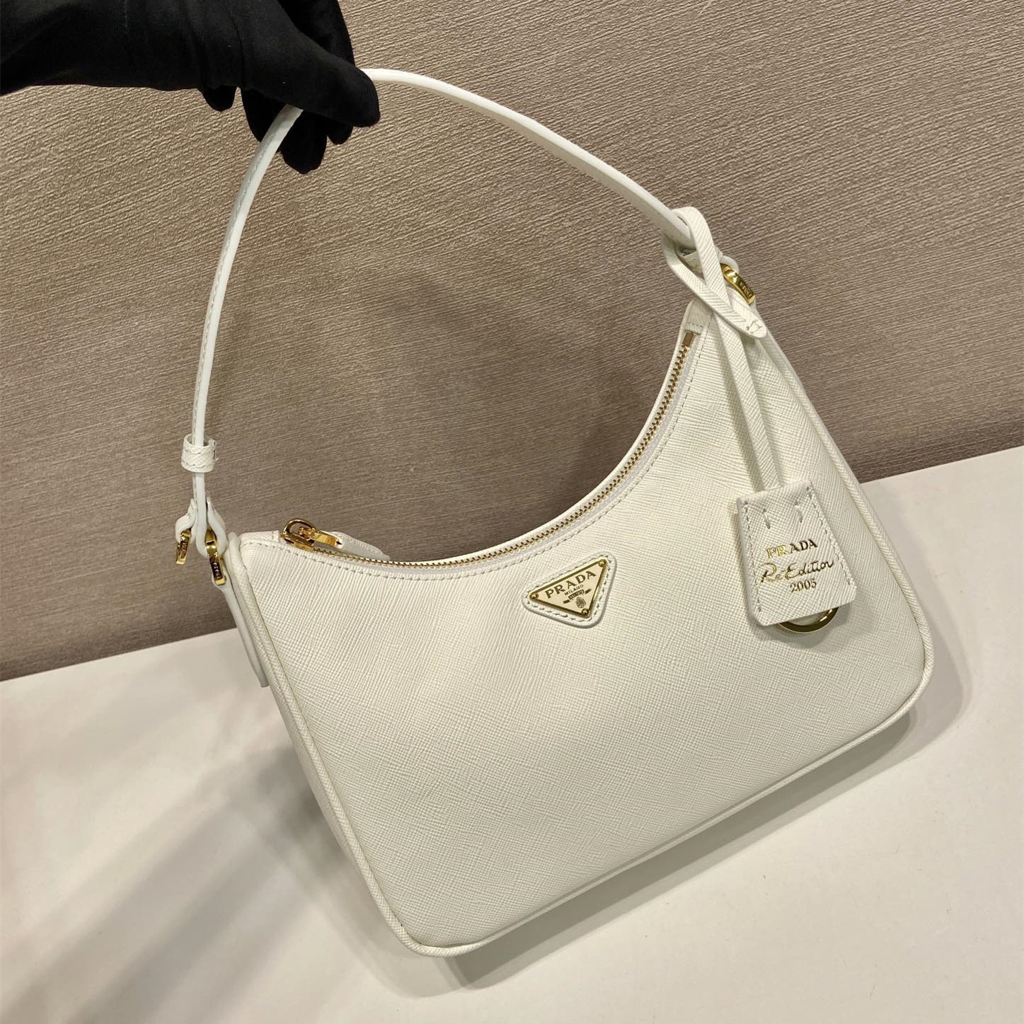 高仿Prada*Re-Edition2005系列1N204W牛皮腋下包白色mini純原版本