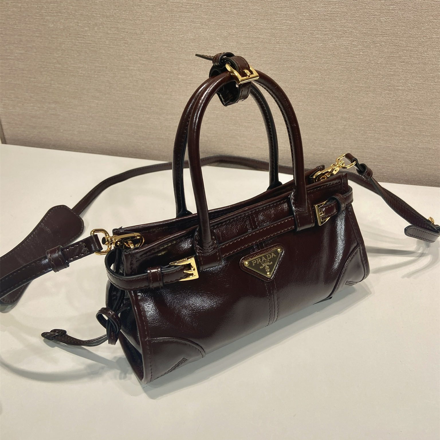 高仿Prada*Bonnie系列1BA486油蠟皮手提袋深棕色mini純原版本