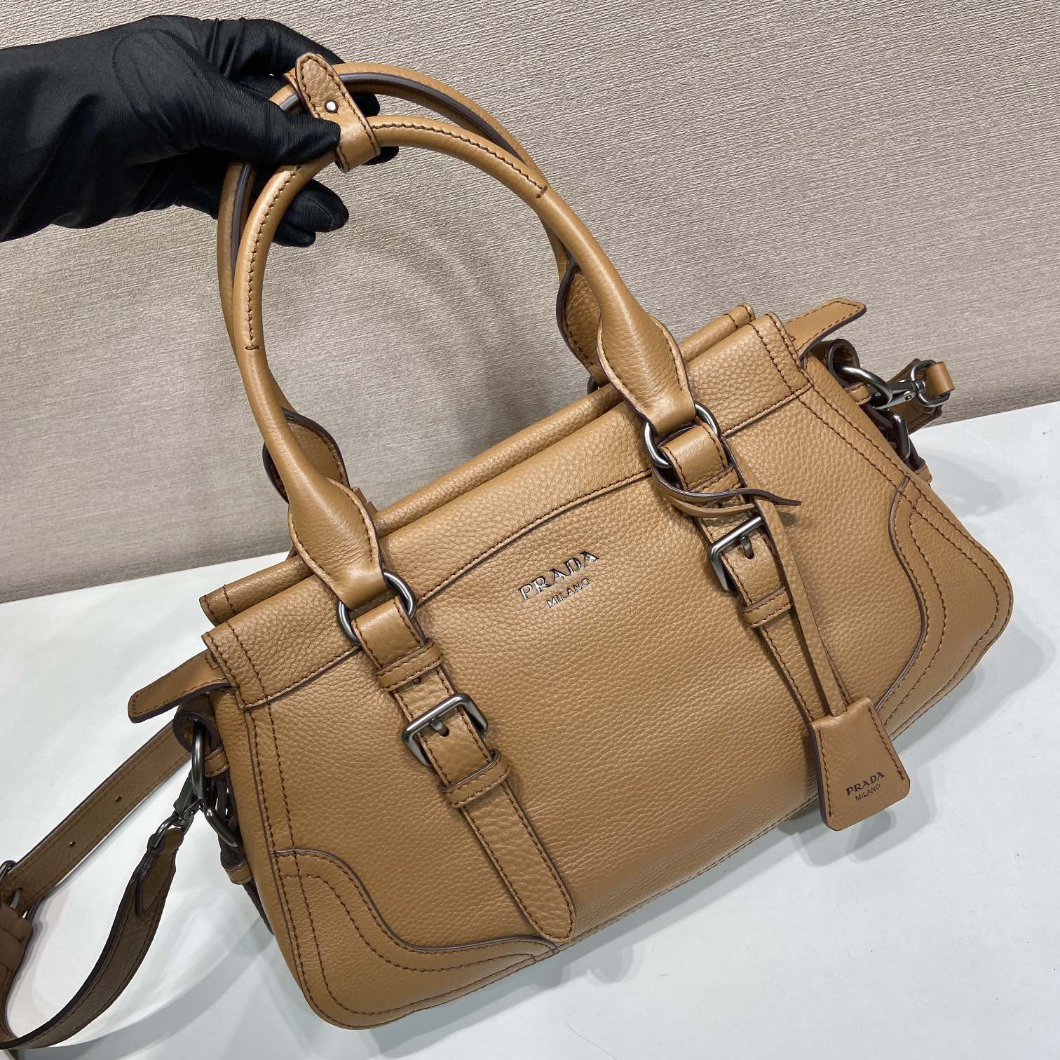 高仿Prada*Borsa系列1BG604鹿皮單肩手提包駝色大號純原版本
