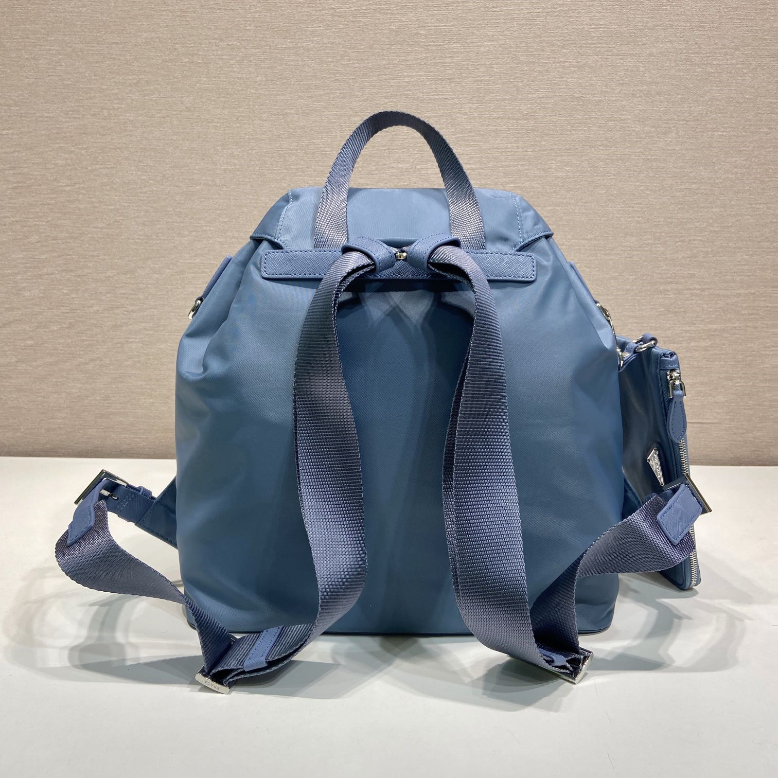 高仿Prada*Re-Nylon系列1BZ811尼龍雙肩包航天藍中號純原版本