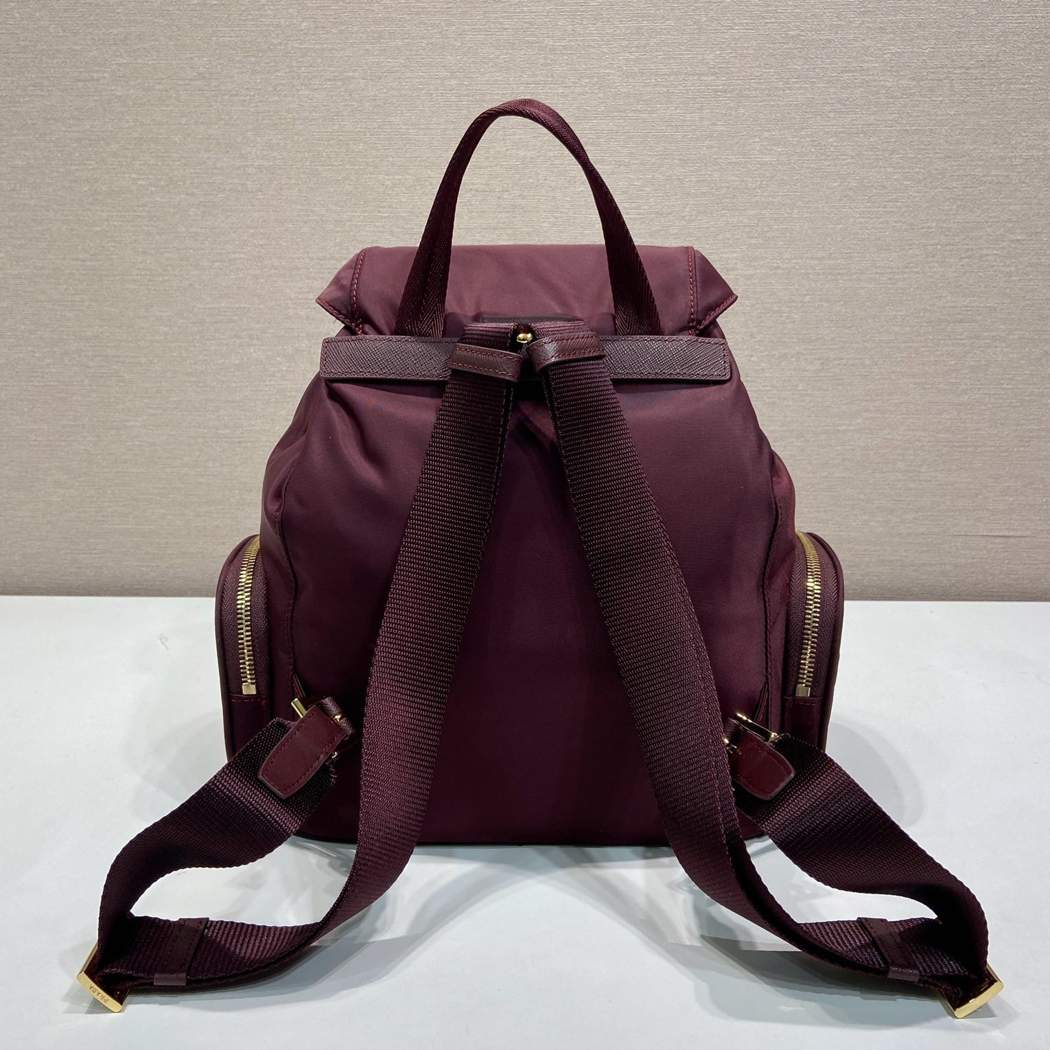 高仿Prada*Re-Nylon系列1BZ081尼龍雙肩包波爾多紅小號純原版本