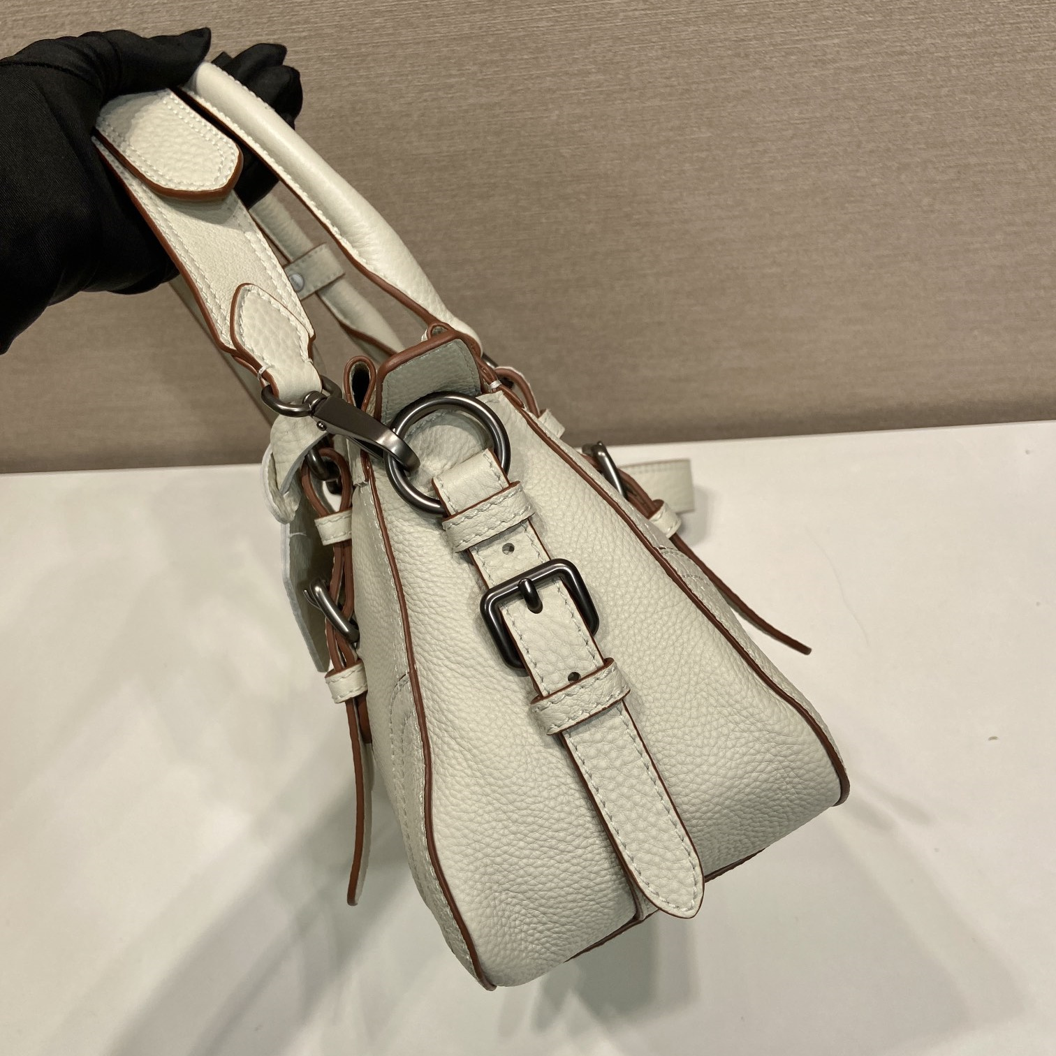 高仿Prada*Borsa系列1BG604鹿皮單肩手提包白色大號純原版本