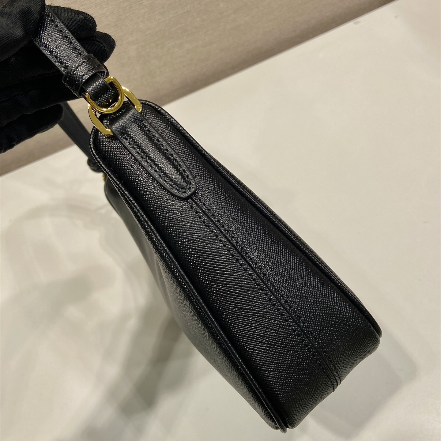 高仿Prada*Re-Edition2005系列1N204W牛皮腋下包黑色mini純原版本