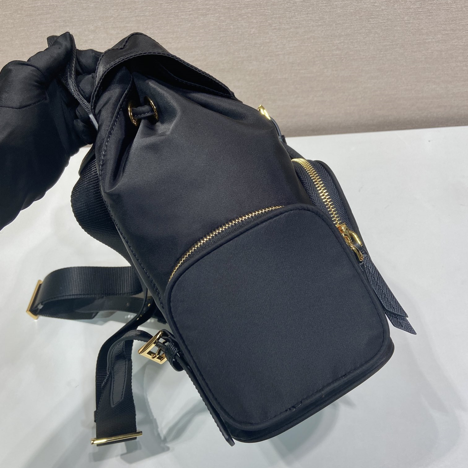 高仿Prada*Re-Nylon系列1BZ081尼龍雙肩包黑色小號純原版本