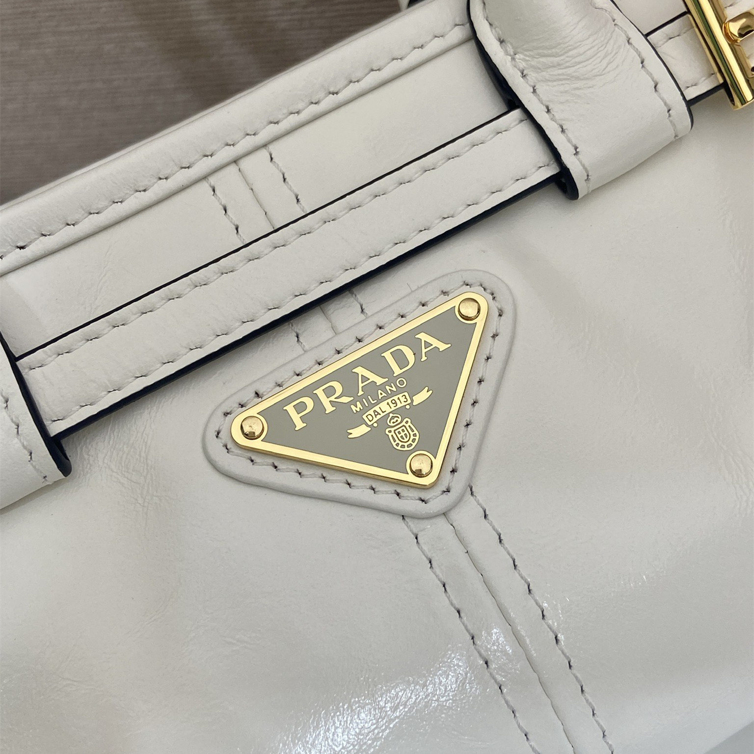 高仿Prada*Bonnie系列1BA486油蠟皮手提袋白色mini純原版本