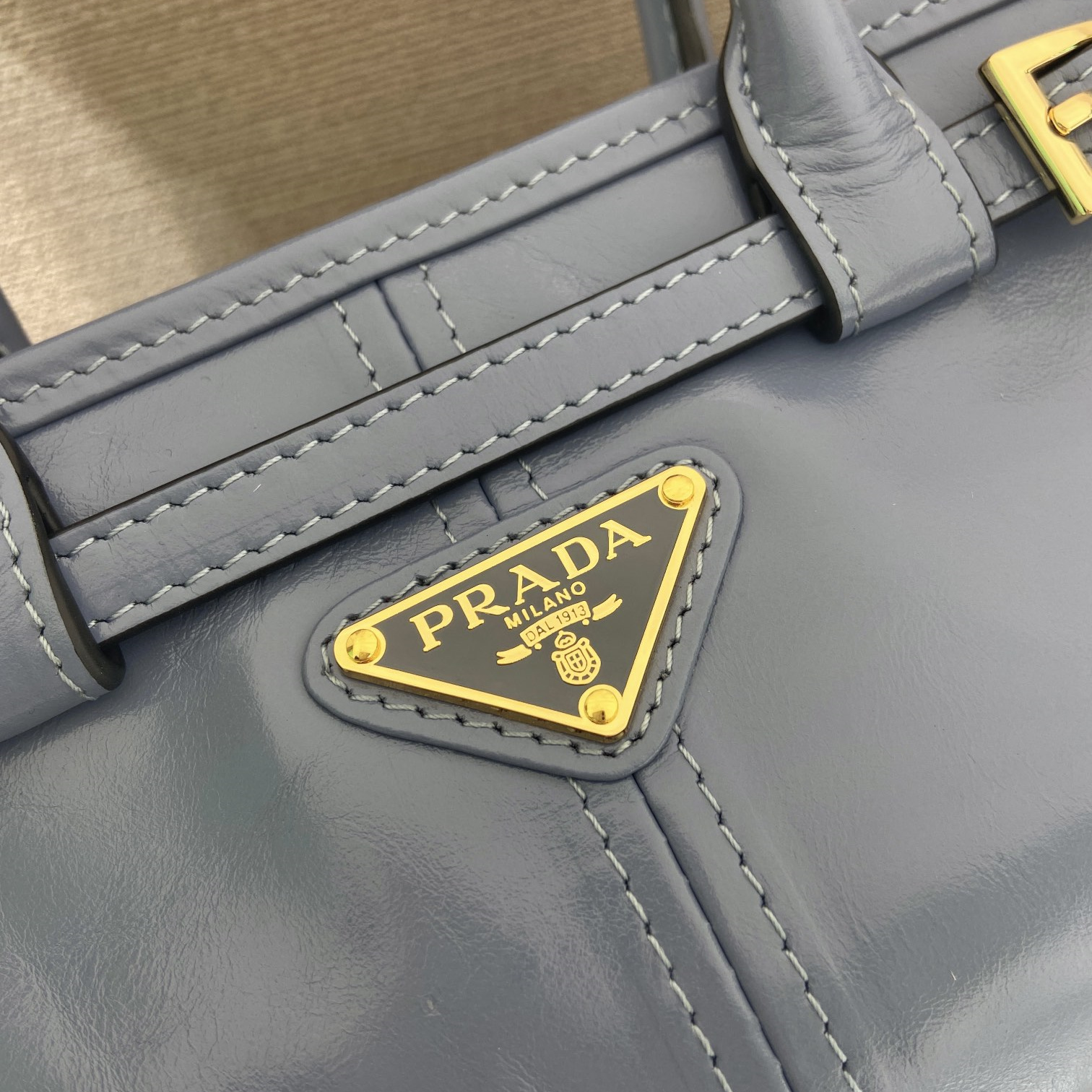 高仿Prada*Bonnie系列1BA486油蠟皮手提袋航空藍mini純原版本