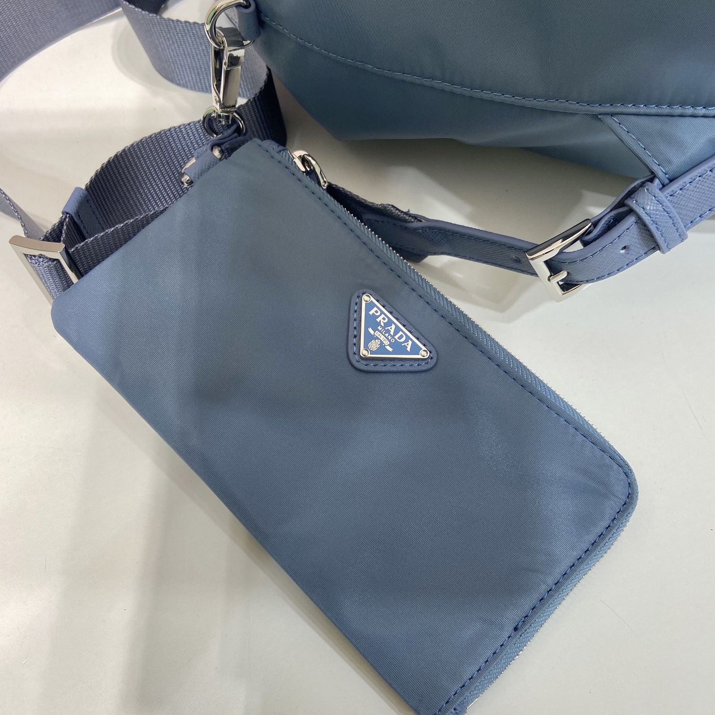 高仿Prada*Re-Nylon系列1BZ811尼龍雙肩包航天藍中號純原版本