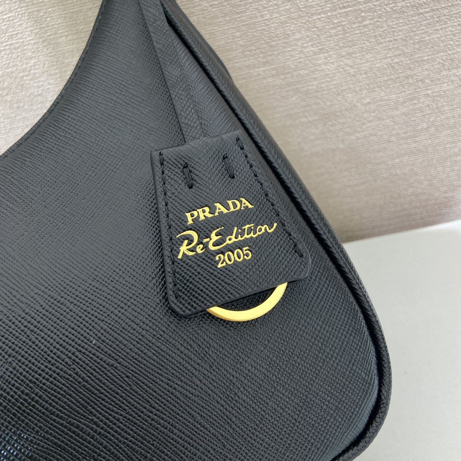 高仿Prada*Re-Edition2005系列1N204W牛皮腋下包黑色mini純原版本