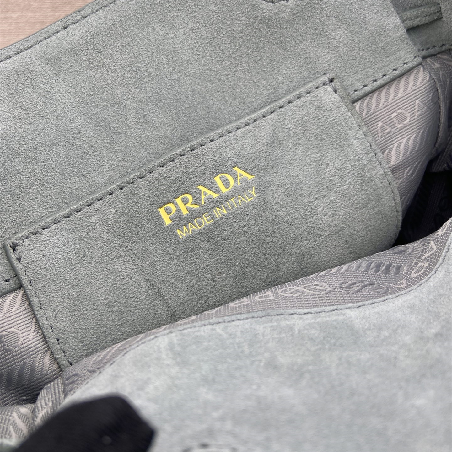 高仿Prada*Carry系列1BA496牛皮手提包霧霾藍mini純原版本