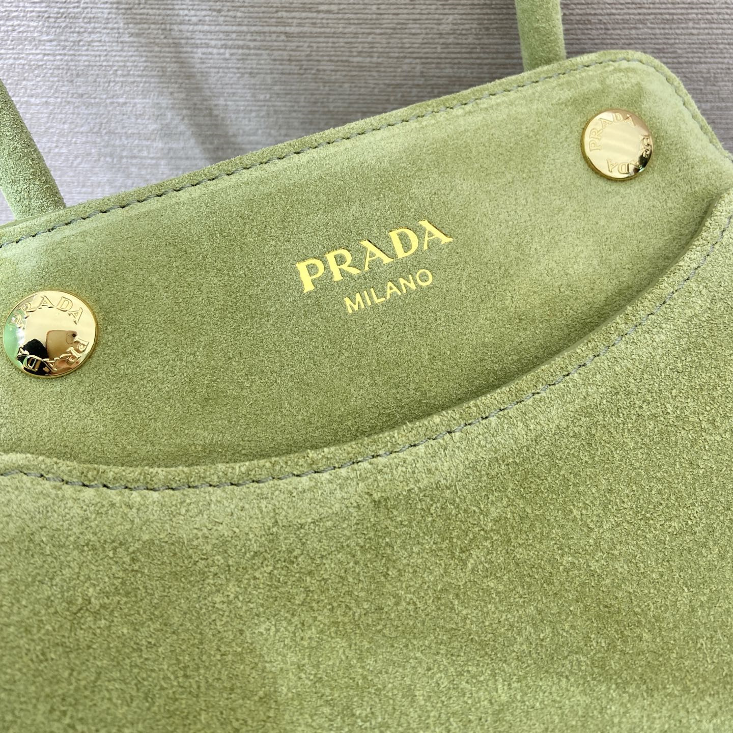高仿Prada*Carry系列1BA496牛皮手提包芥末綠mini純原版本