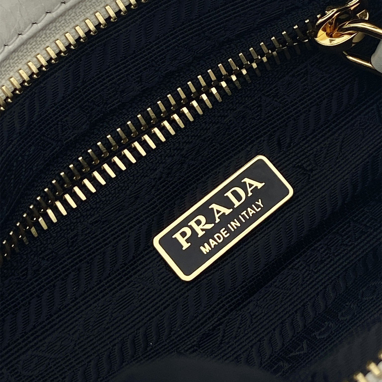 高仿Prada*Bonnie系列1BA486油蠟皮手提袋白色mini純原版本