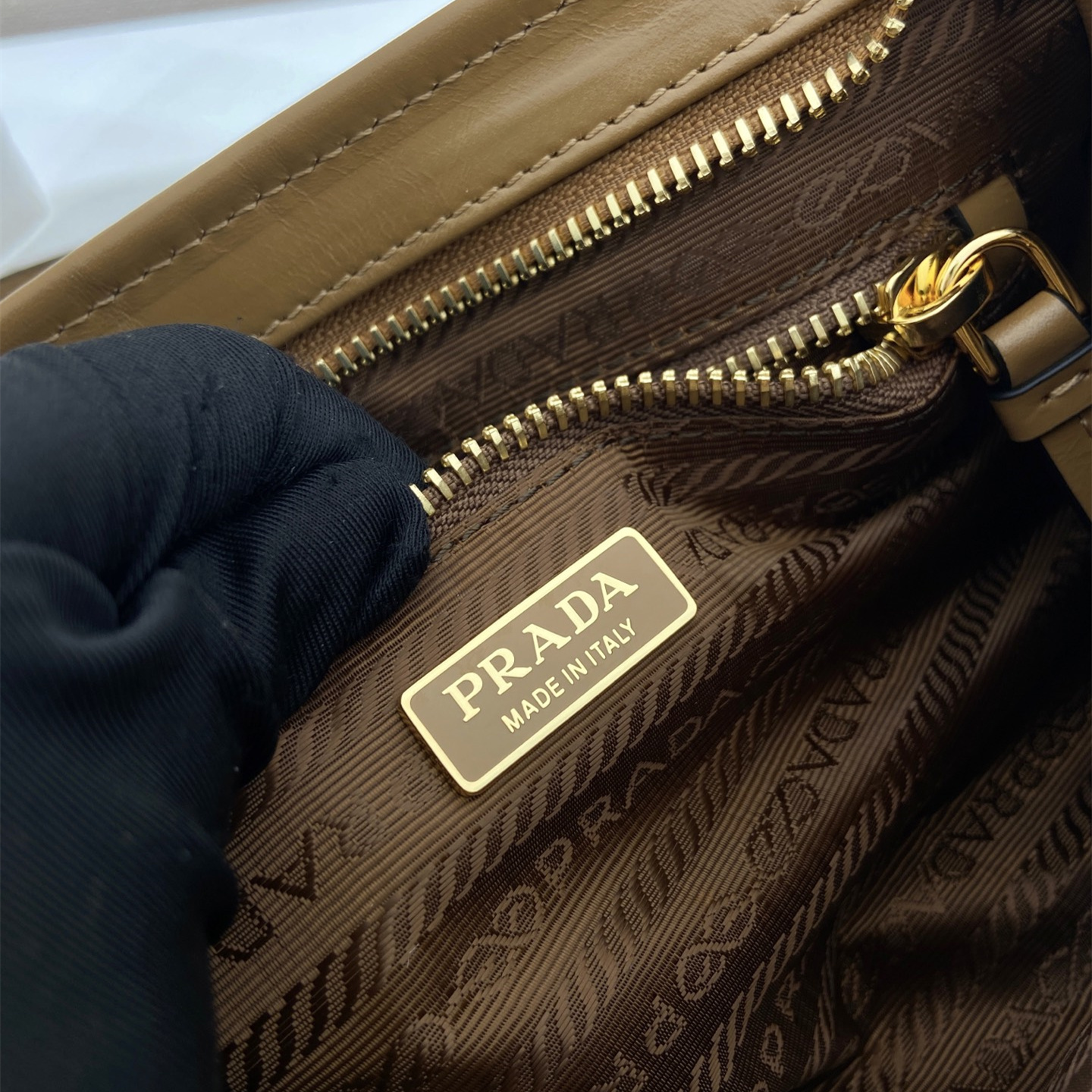 高仿Prada*Bonnie系列1BA486油蠟皮手提袋棕色mini純原版本