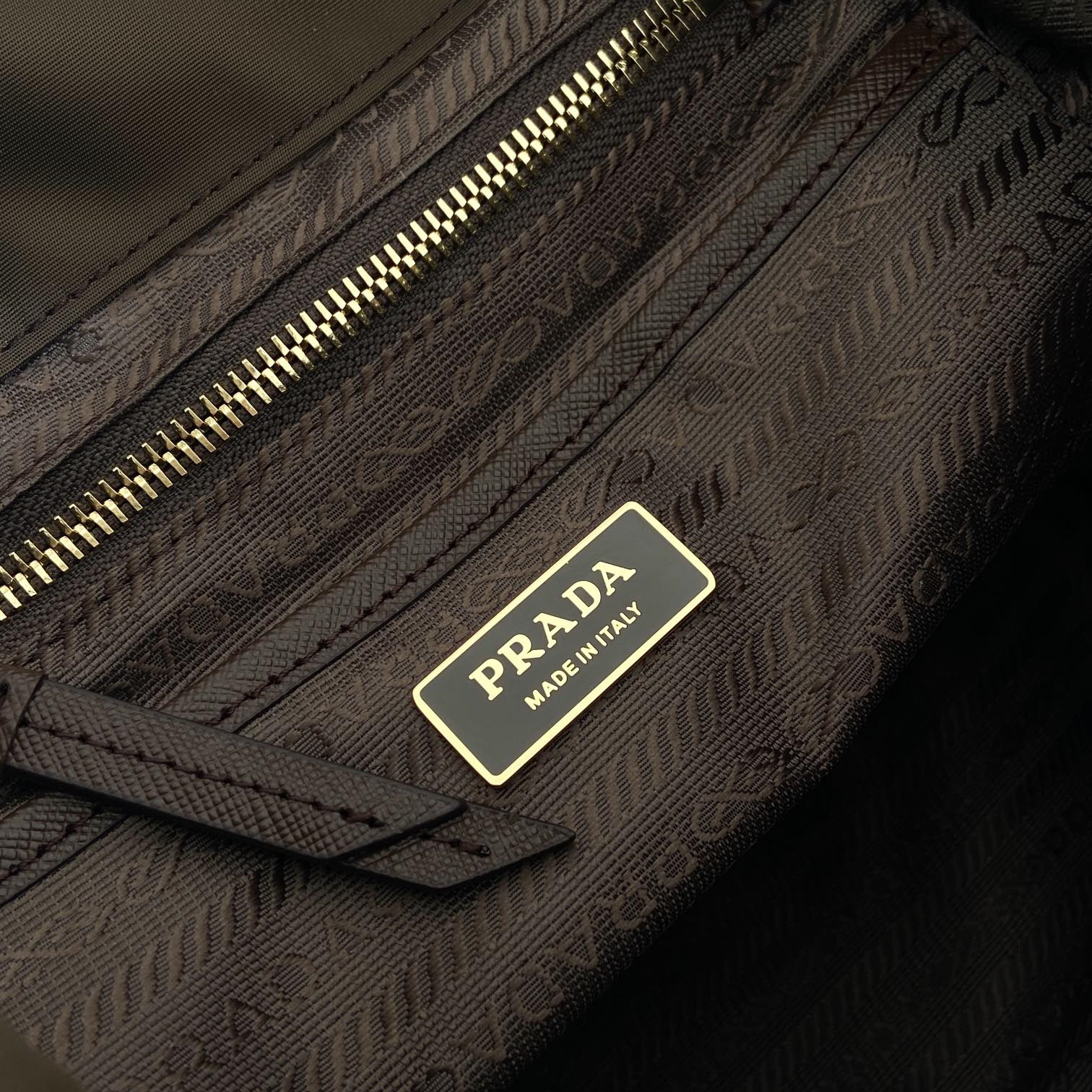 高仿Prada*Re-Nylon系列1BZ081尼龍雙肩包暖棕色小號純原版本