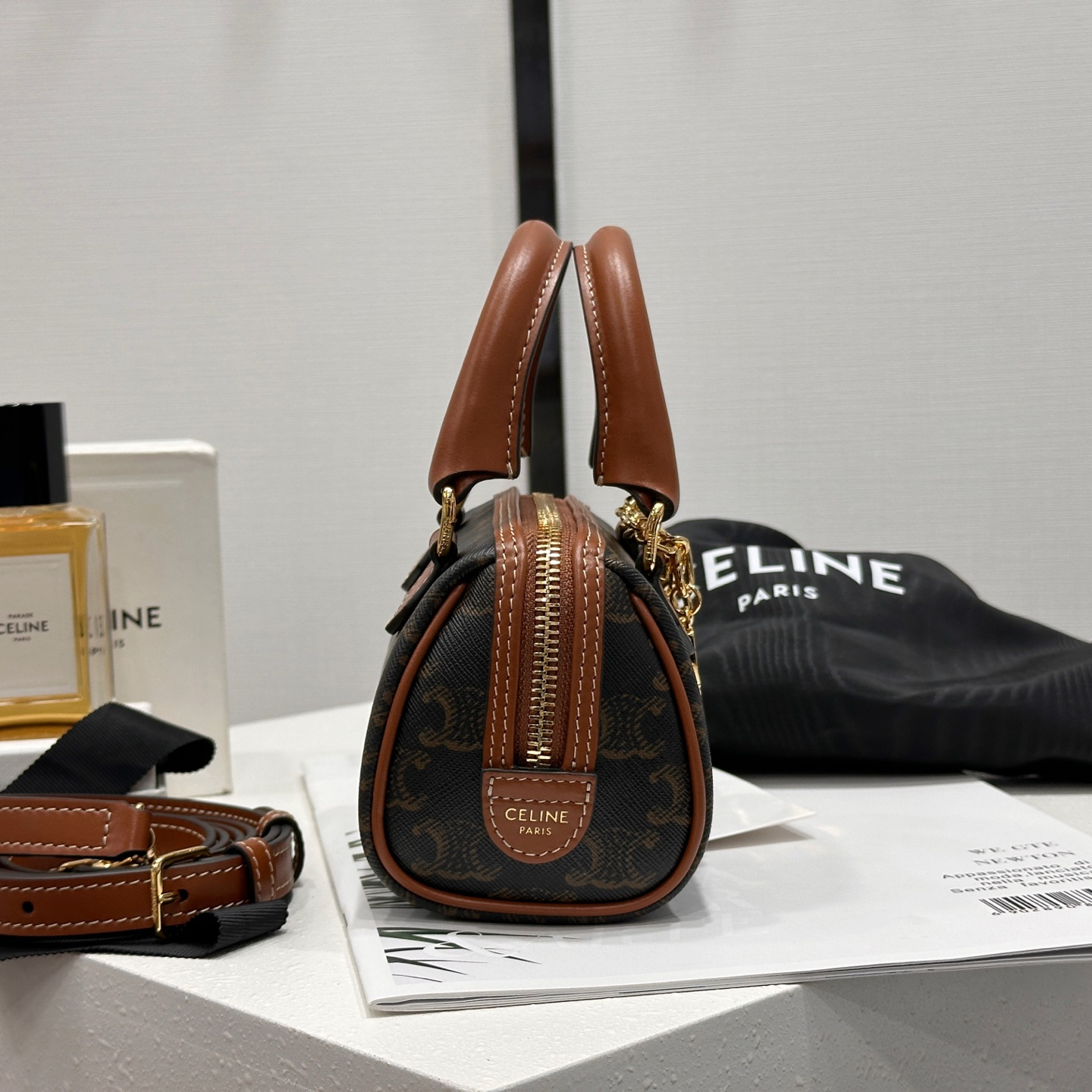 高仿Celine*Triomphe系列195112牛皮波士頓手袋黃褐色mini純原版本