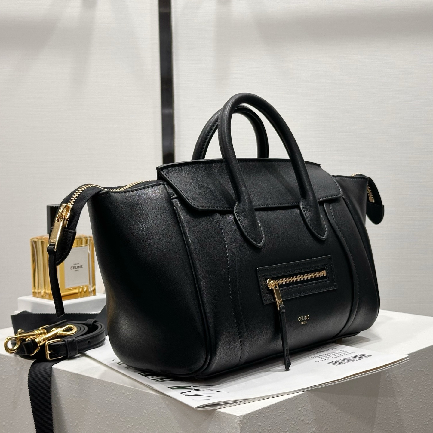 高仿Celine*Luggage系列124213羊皮手提袋黑色小號純原版本