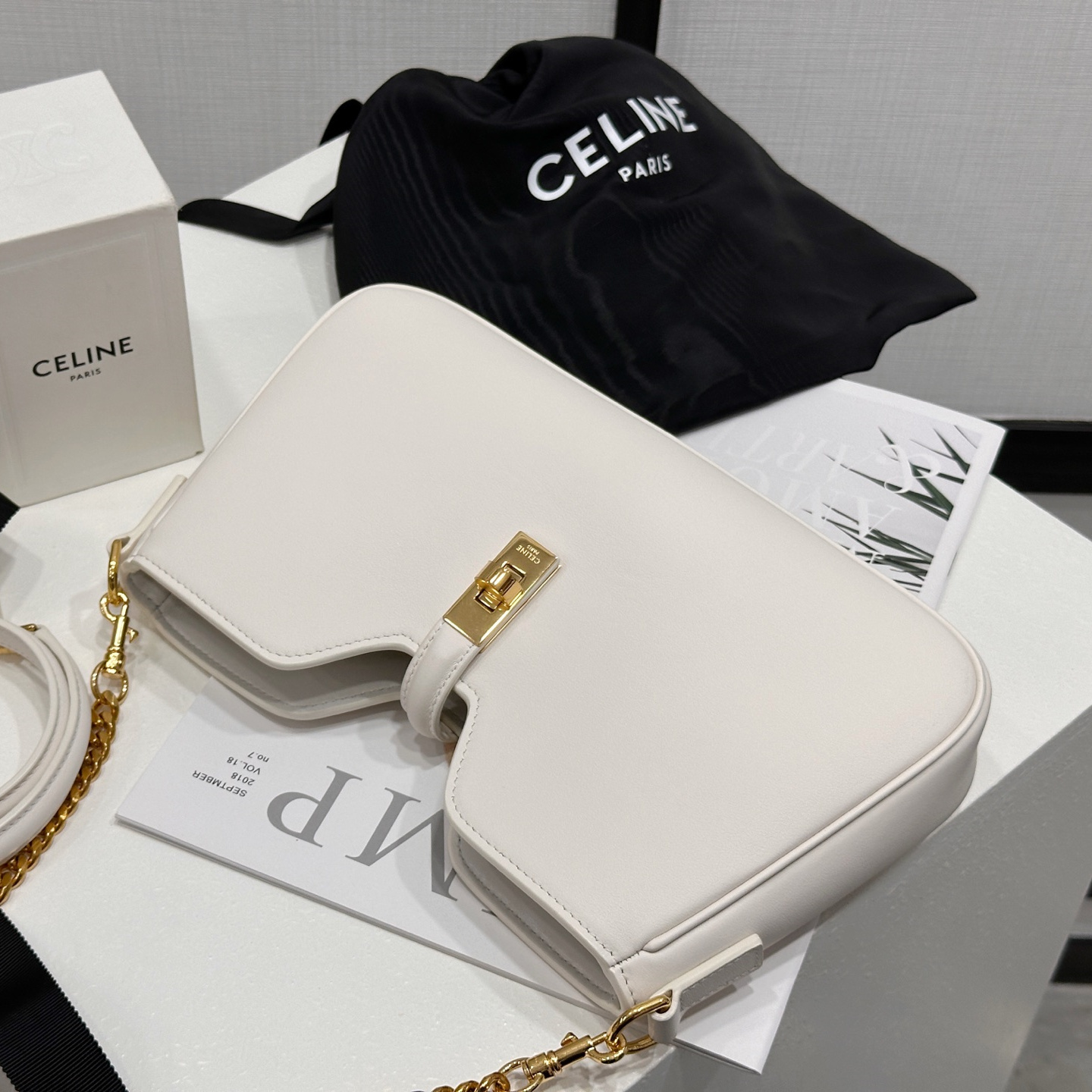 高仿Celine*16Soft系列122073小牛皮單肩包白色純原版本