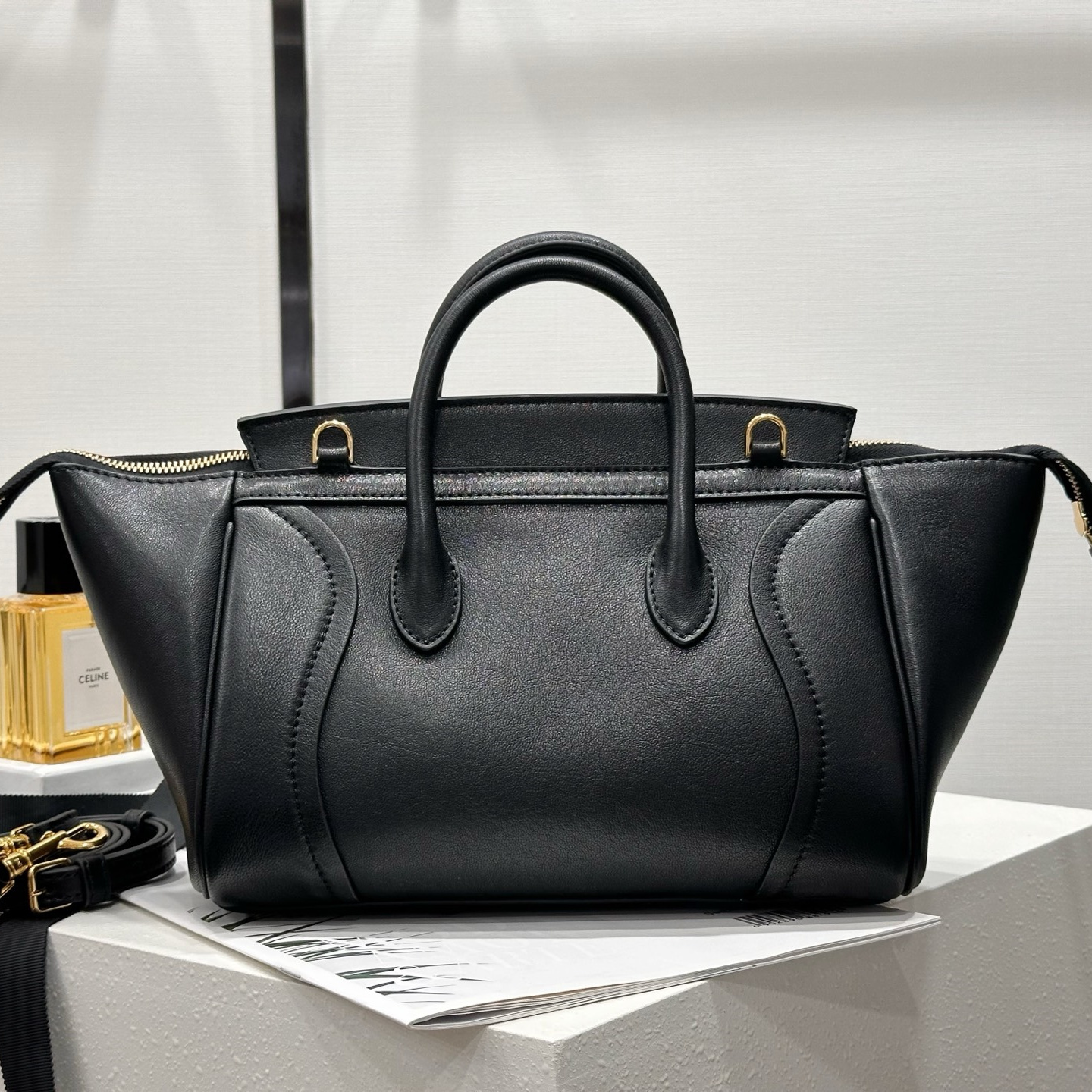 高仿Celine*Luggage系列124213羊皮手提袋黑色小號純原版本