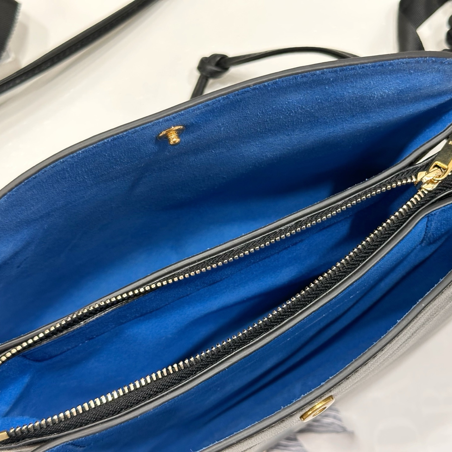 高仿Celine*TrioFlap系列10P862小羊皮單肩包黑色mini純原版本
