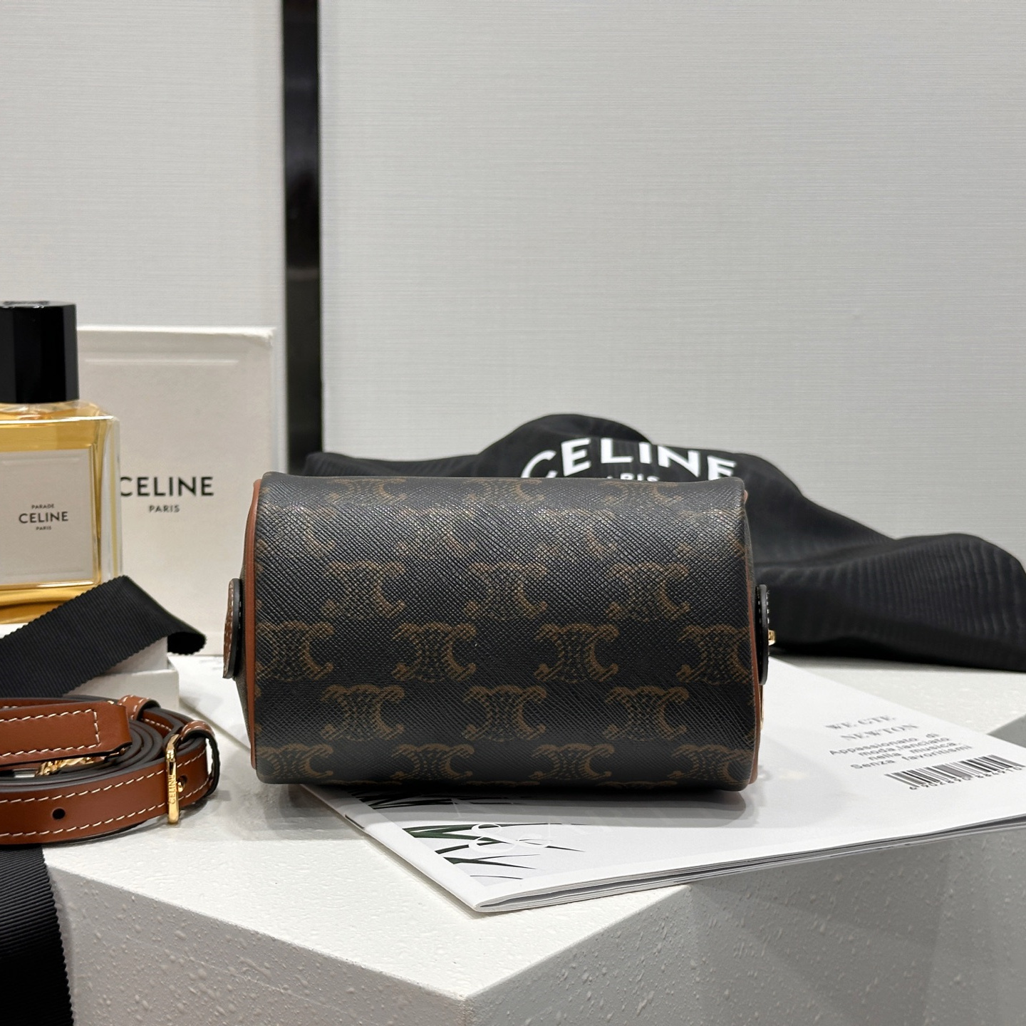 高仿Celine*Triomphe系列195112牛皮波士頓手袋黃褐色mini純原版本