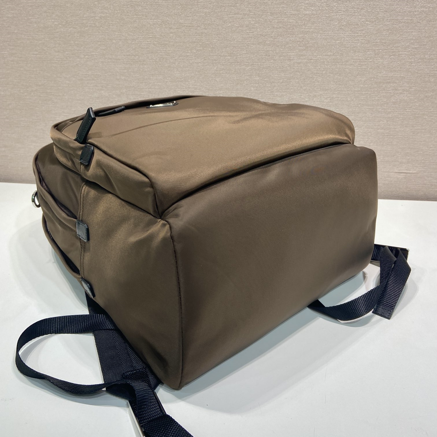 高仿Prada*Re-Nylon系列1VZ048尼龍雙肩包深棕色純原版本