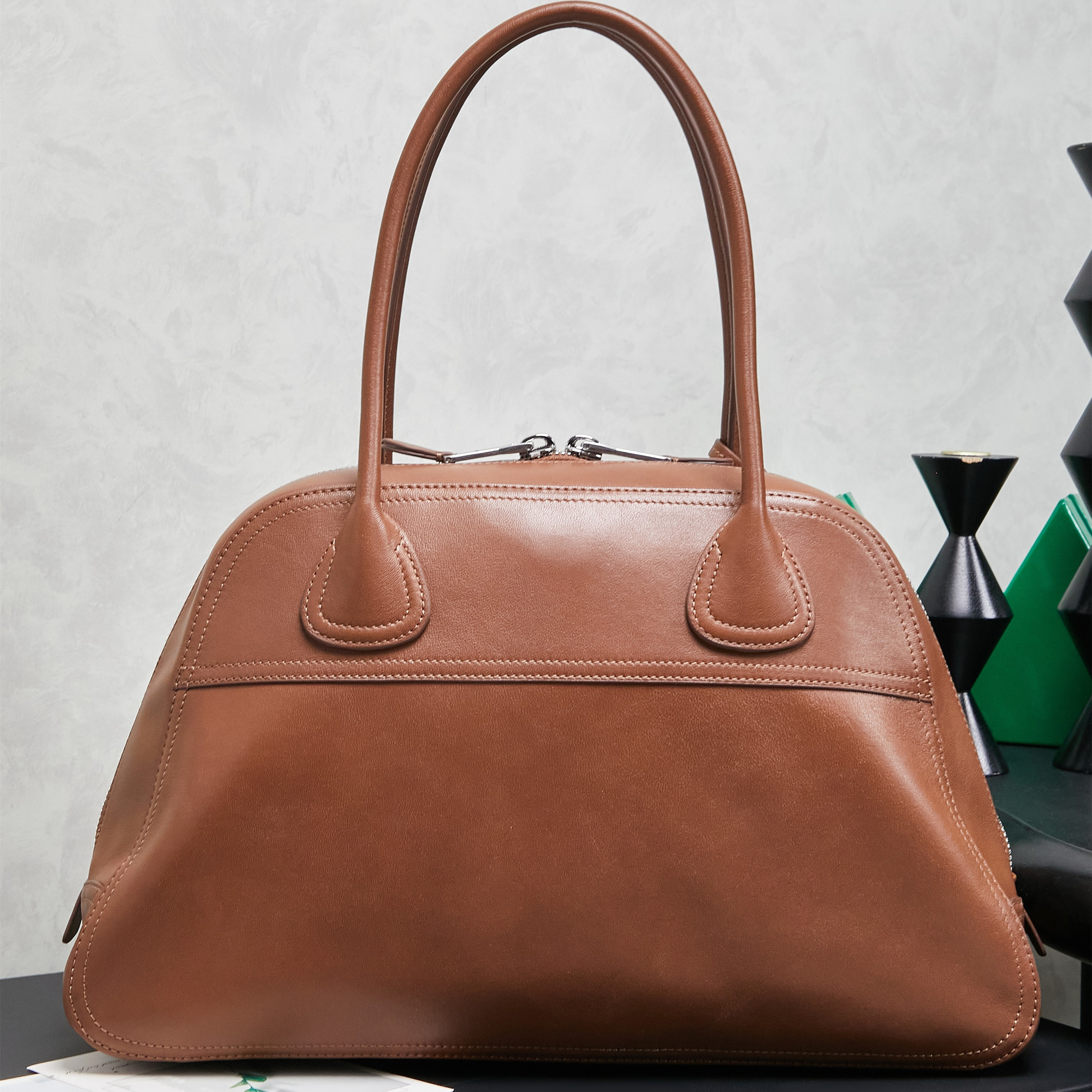 高仿miumiu*Vivant系列5BB196羊皮手提包棕色中號純原版本